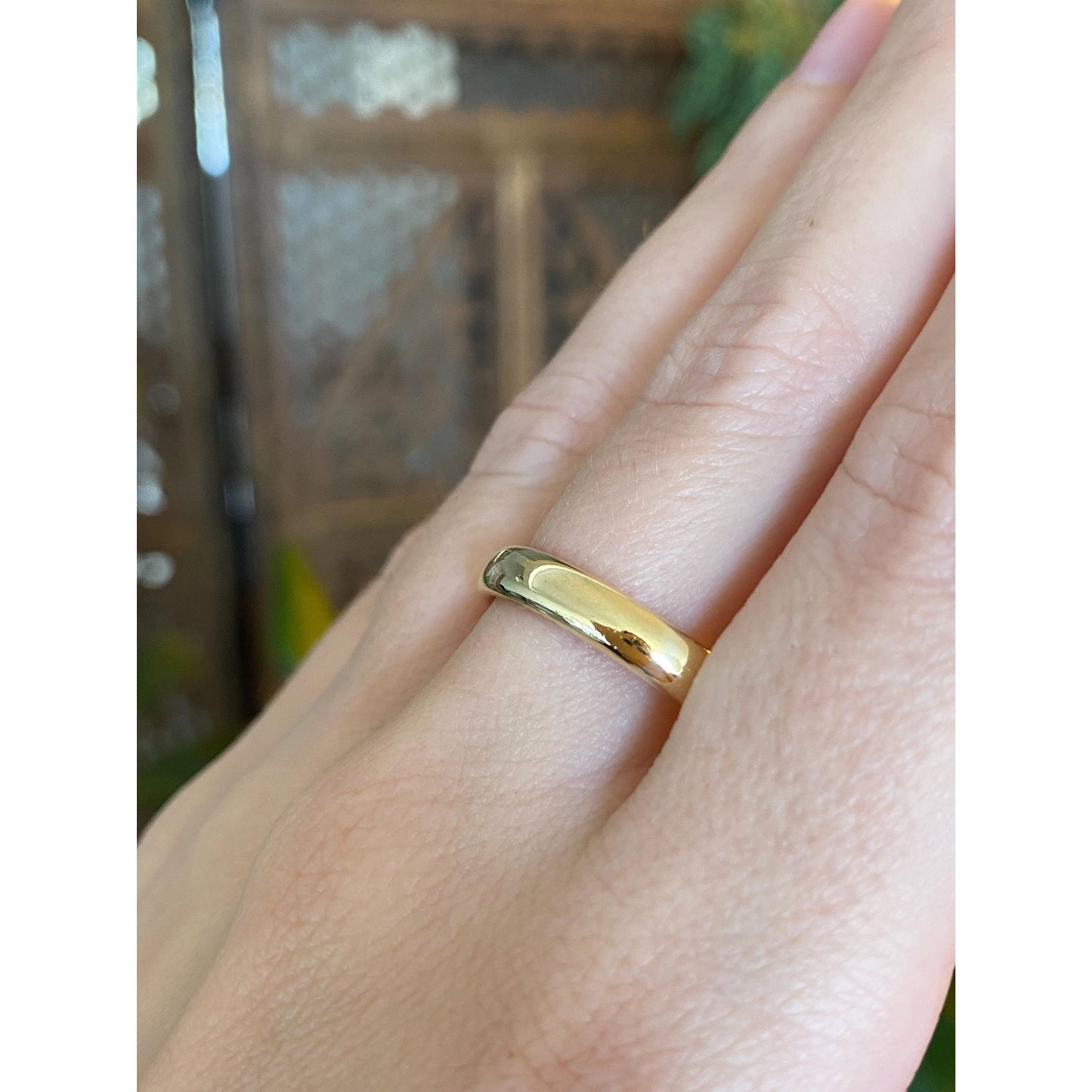 Vintage Solid 18k Yellow Gold Ring Band - Size 10.25