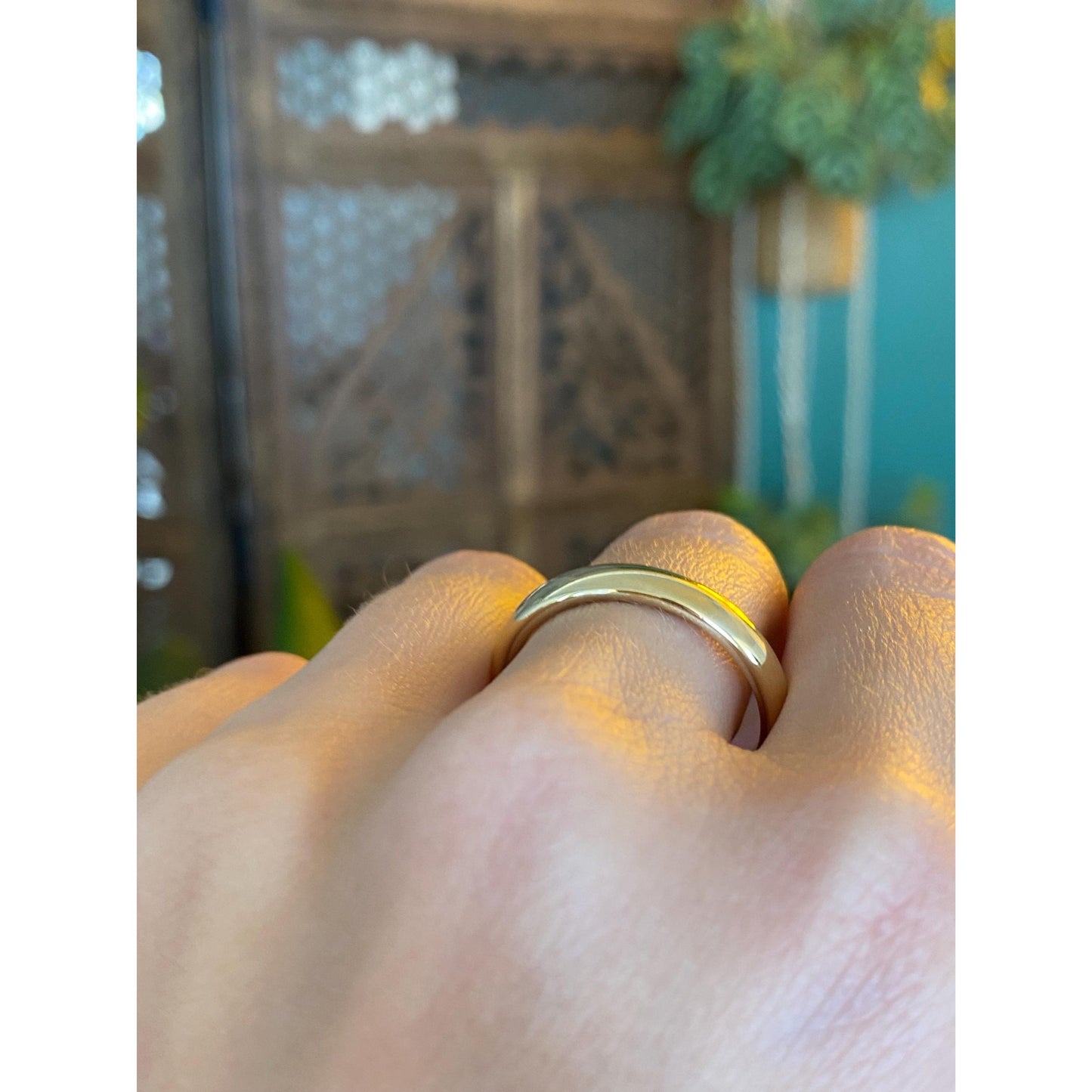 Vintage Solid 18k Yellow Gold Ring Band - Size 10.25