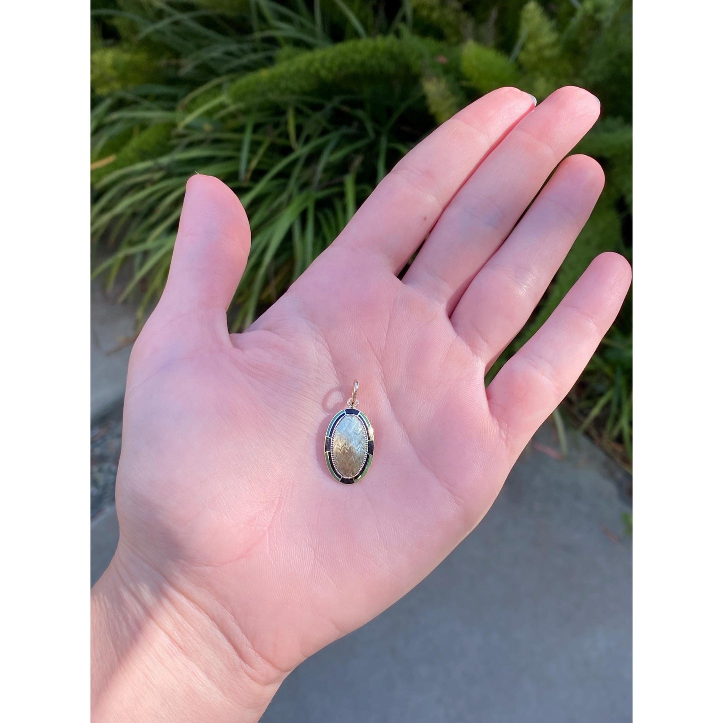 Vintage Solid 14k Yellow Gold Black Green Enamel Border Cufflink Conversion Charm