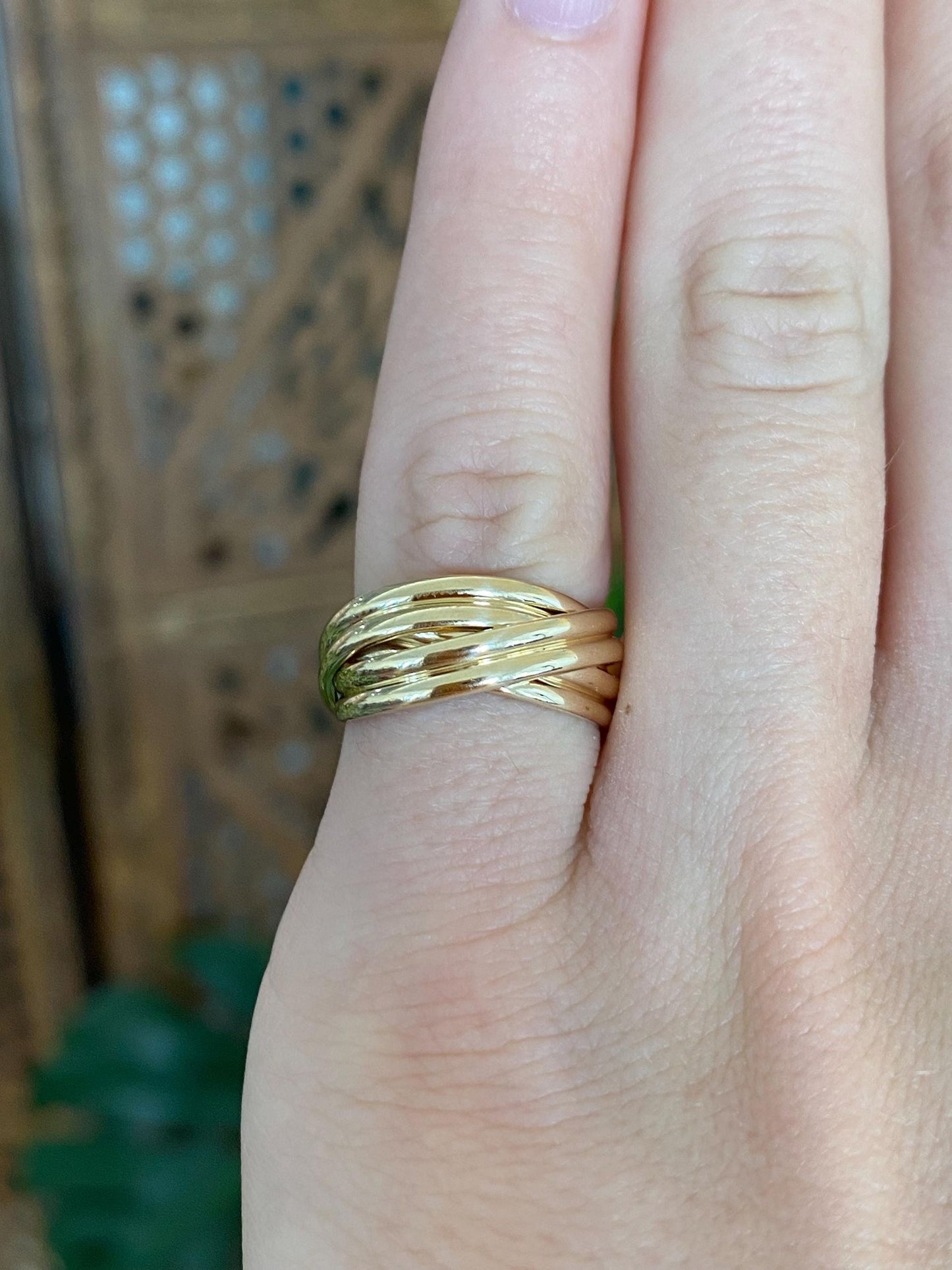 Vintage Solid 14k Yellow Gold Twist Ring Band - Size 4.75