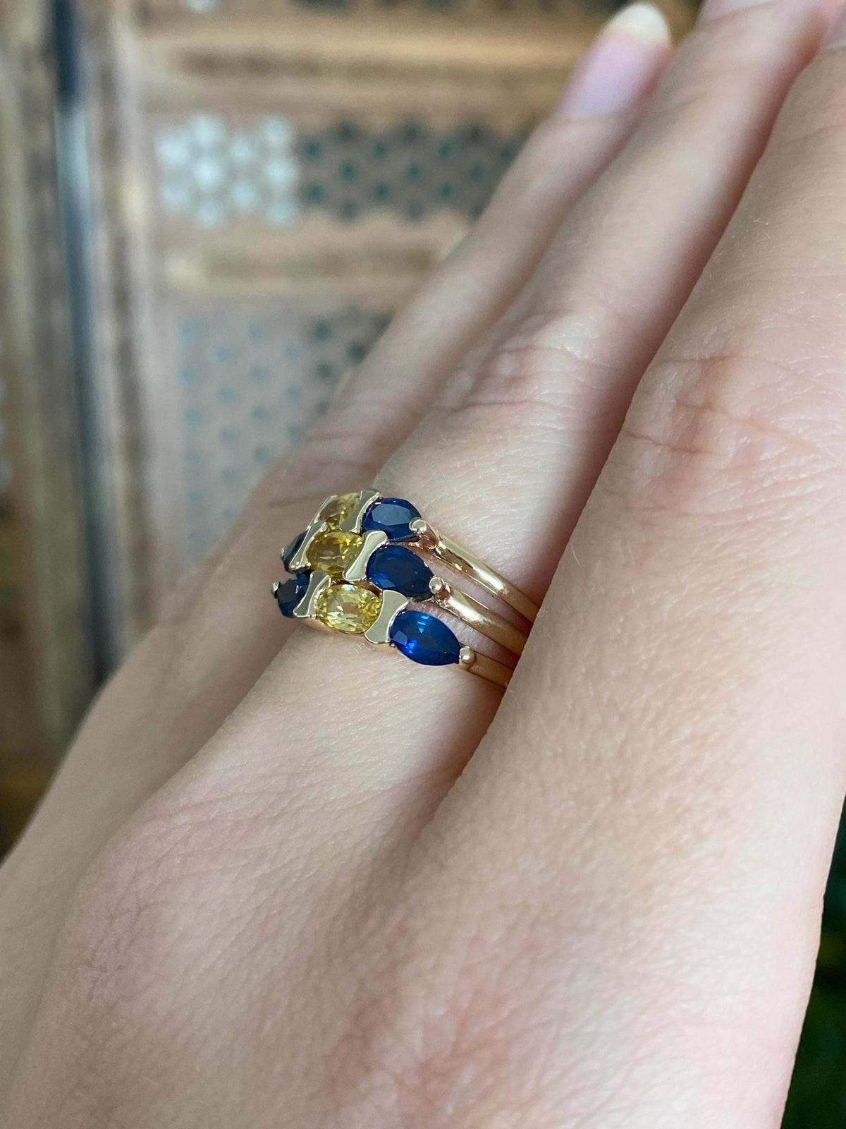 Vintage Solid 10k Yellow Gold Yellow & Blue Sapphire Rows Ring - Size 6.75