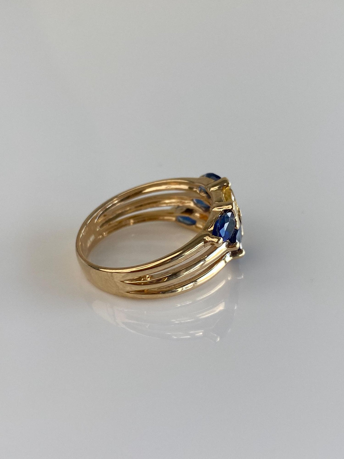 Vintage Solid 10k Yellow Gold Yellow & Blue Sapphire Rows Ring - Size 6.75