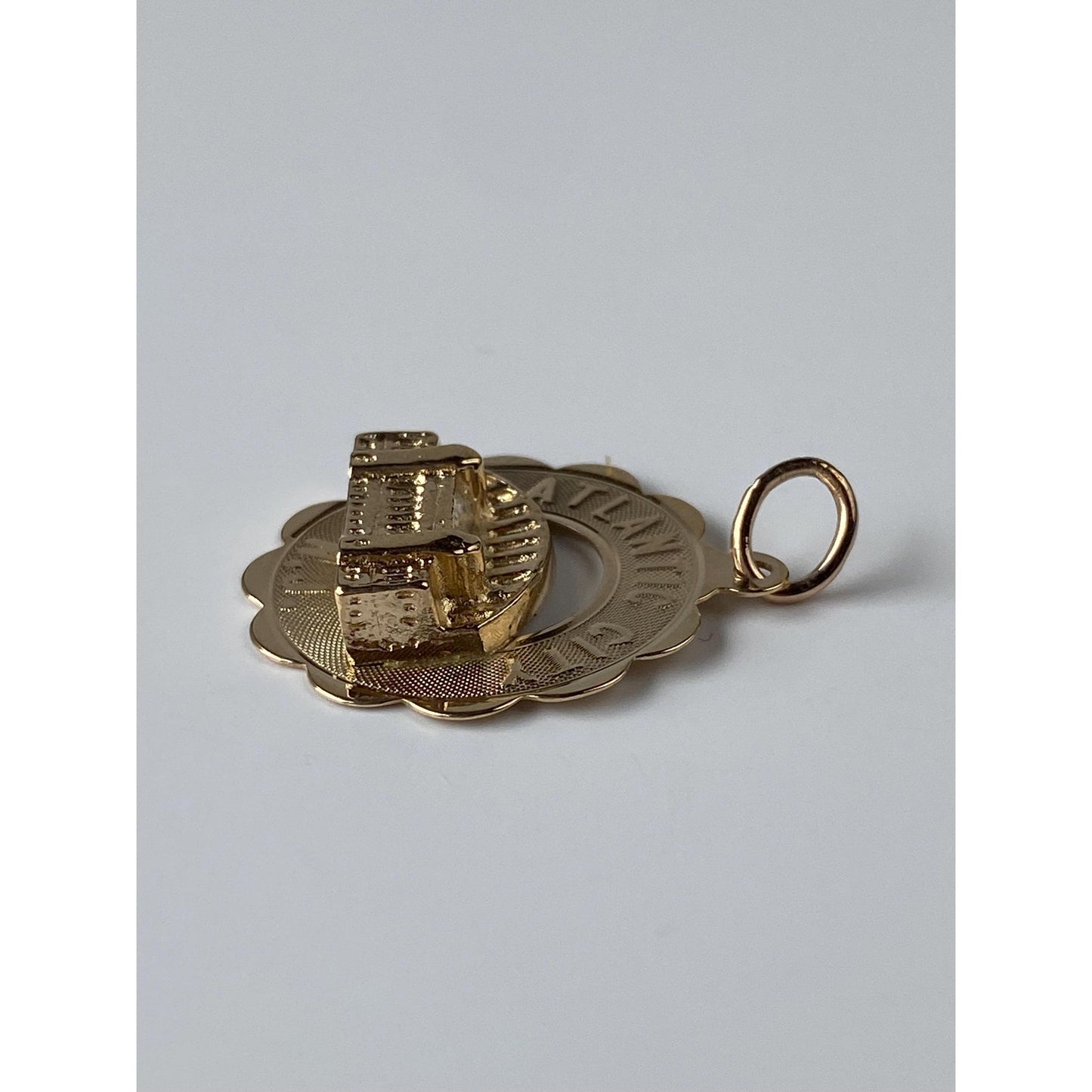 Vintage Solid 14k Yellow Gold Atlantic City Charm