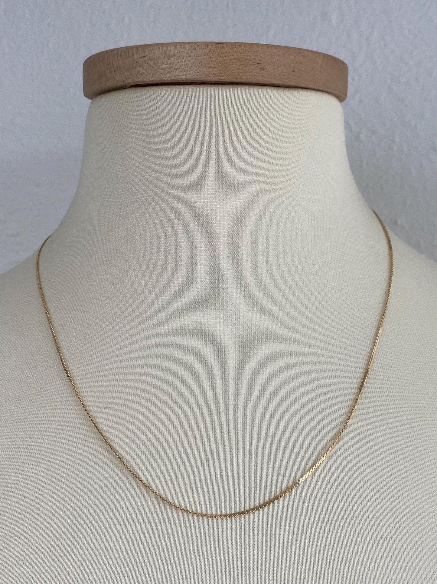 Vintage Solid 14k Yellow Gold Long Serpentine Chain Necklace - 21.25 inches