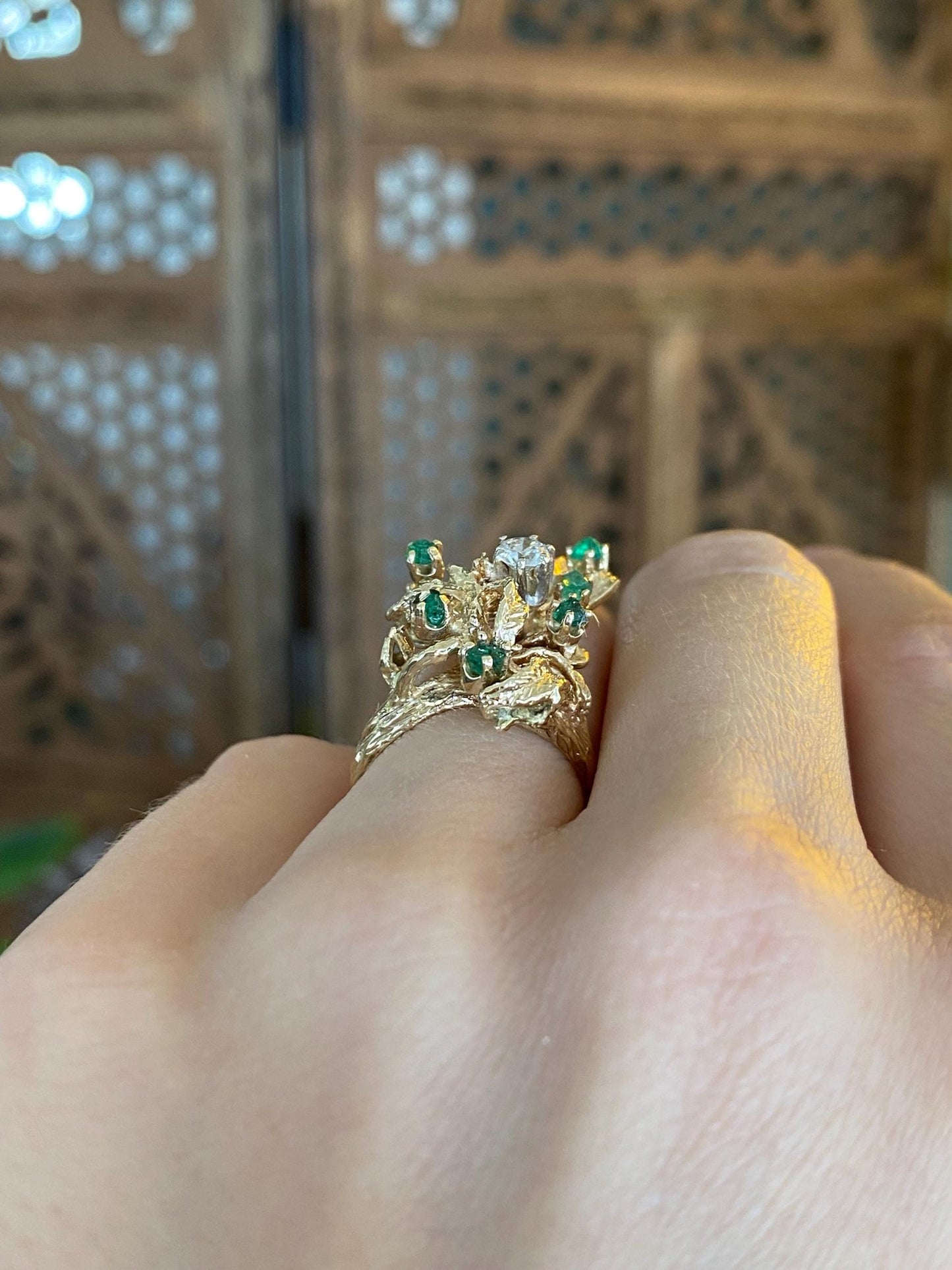 Vintage Solid 14k Yellow Gold Diamond Emerald Leaves Ring - Size 4.5