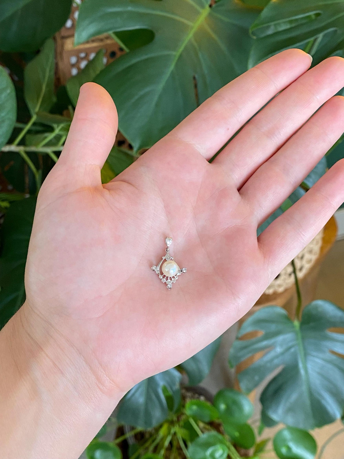 Vintage Solid 14k White Gold Clear Sapphire Pearl Charm