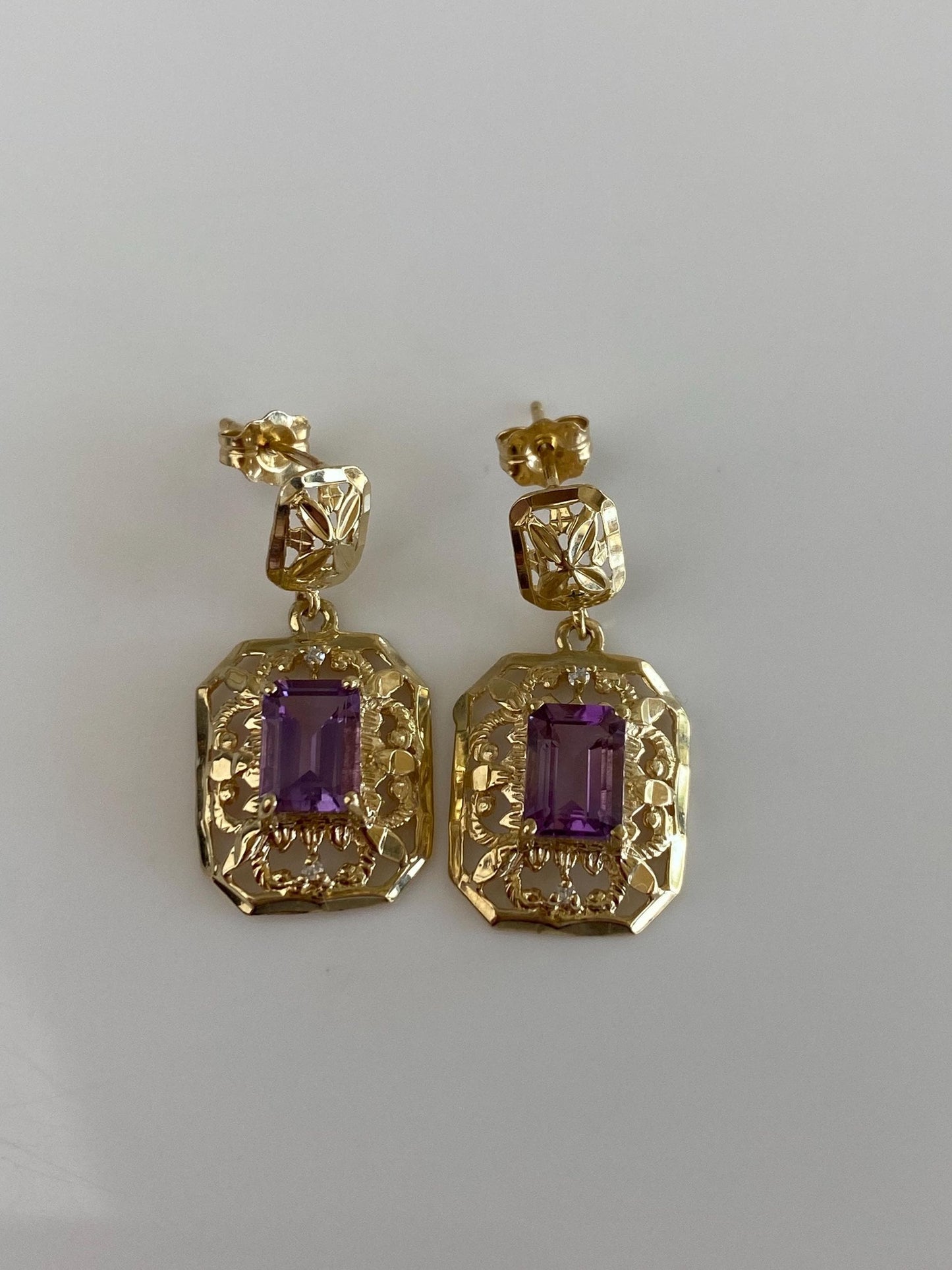 Vintage Solid 14k Yellow Gold Amethyst Open Work Dangle Stud Earrings