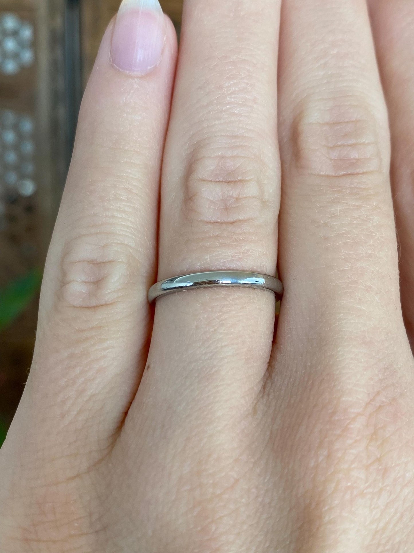 Vintage Solid 18k White Gold Ring Band - Size 5.75