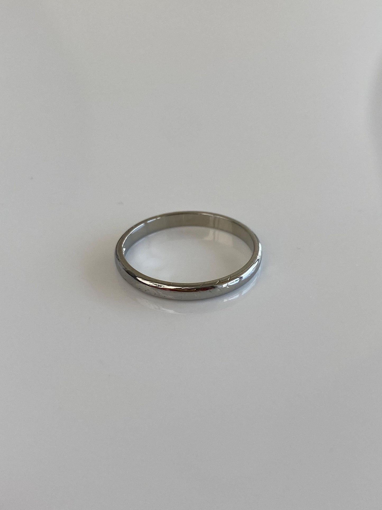 Vintage Solid 18k White Gold Ring Band - Size 5.75