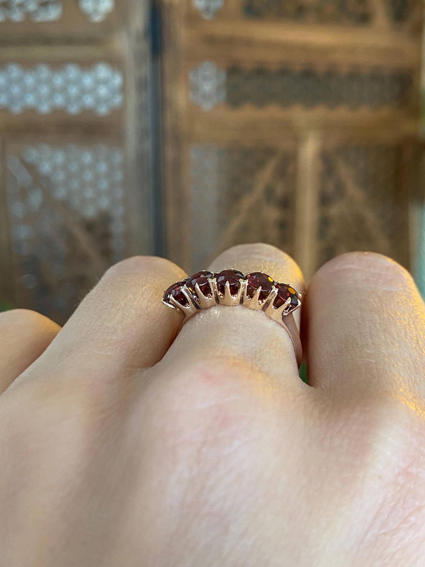 Vintage Solid 9k Yellow Gold Garnet Row Ring - Size 6.25