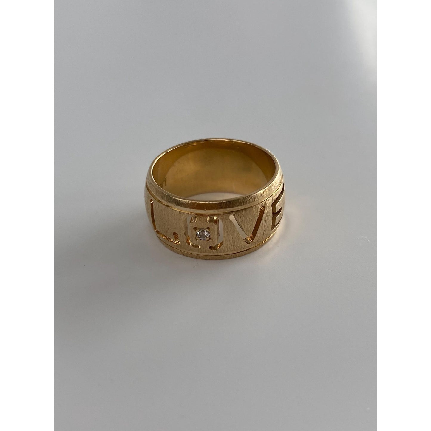 Vintage Solid 14k Yellow Gold Diamond Satin 'Love' Ring Band - Size 6.25