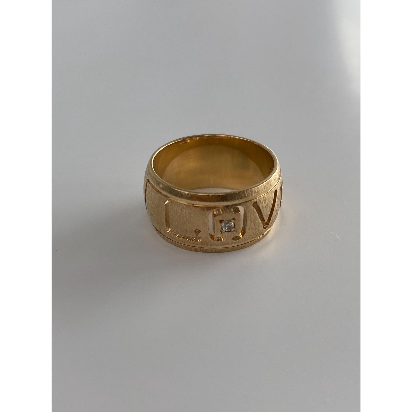 Vintage Solid 14k Yellow Gold Diamond Satin 'Love' Ring Band - Size 6.25