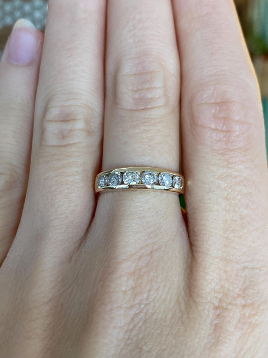 Vintage Solid 14k Yellow Gold Diamond Ring Band - Size 6.5