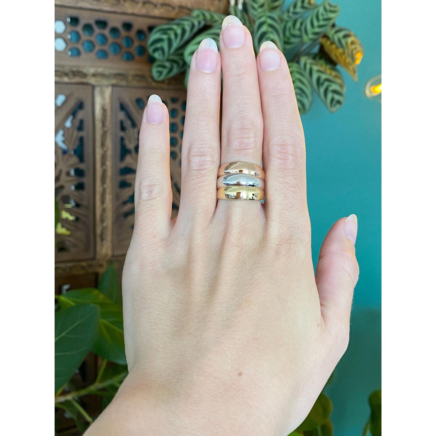 Vintage Solid 18k Tri Tone Gold Ring - Size 6.75