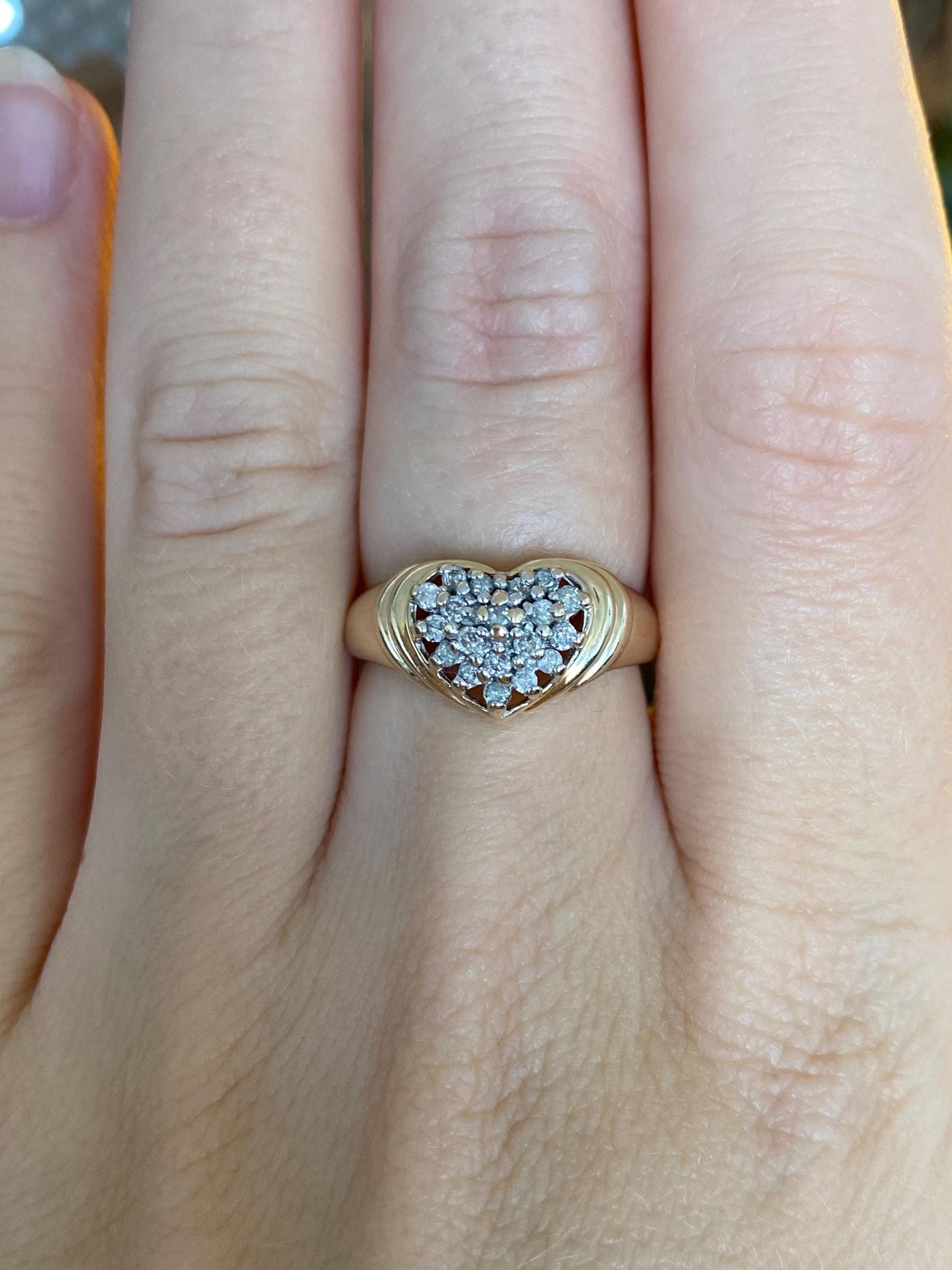 Vintage Solid 10k Yellow Gold Diamond Heart Ring - Size 6.25