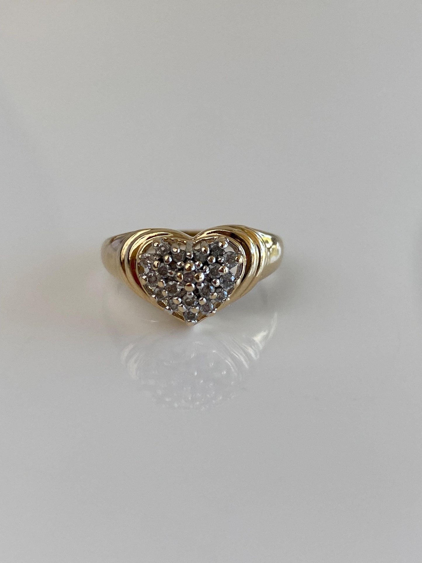 Vintage Solid 10k Yellow Gold Diamond Heart Ring - Size 6.25