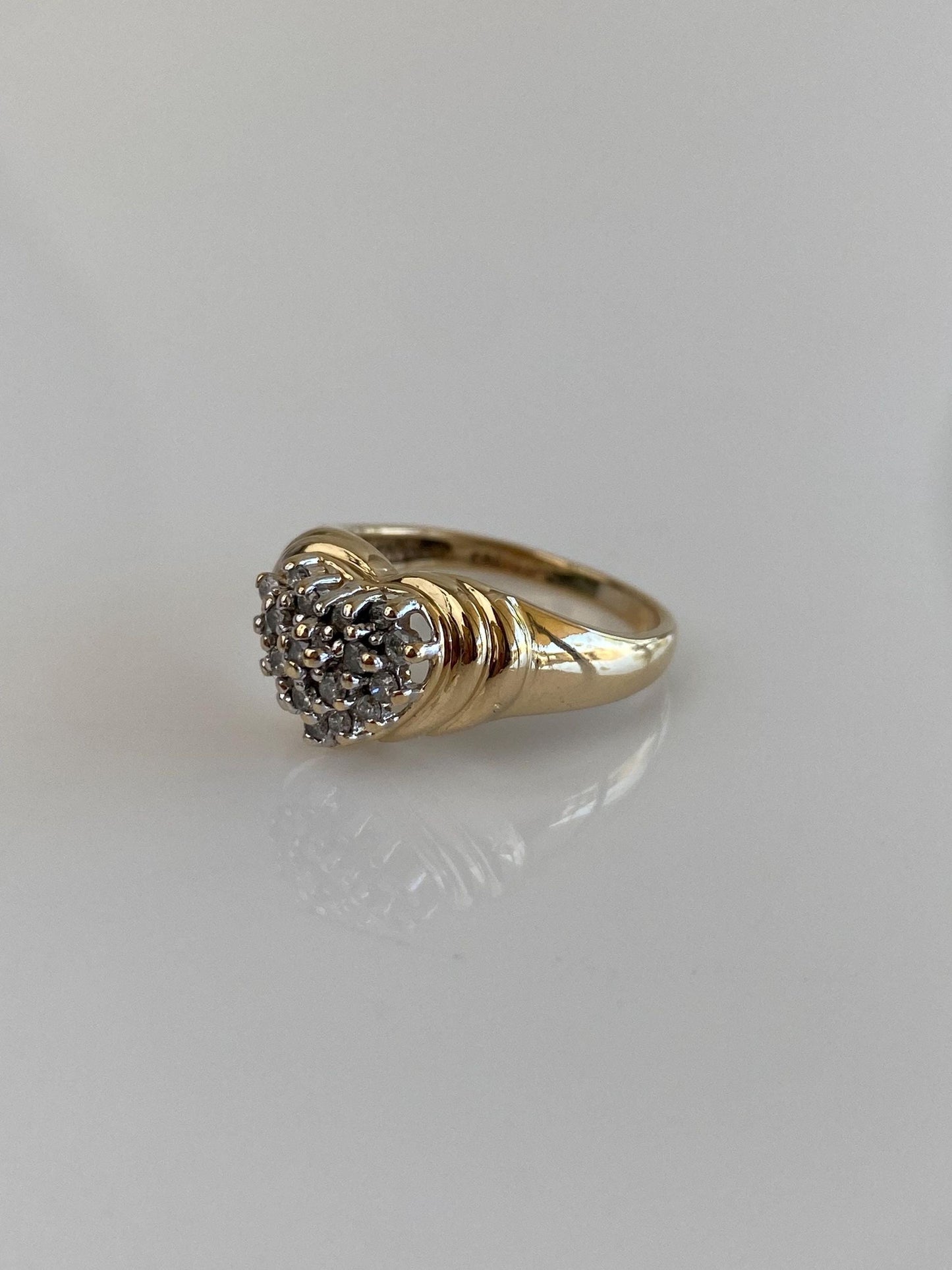 Vintage Solid 10k Yellow Gold Diamond Heart Ring - Size 6.25