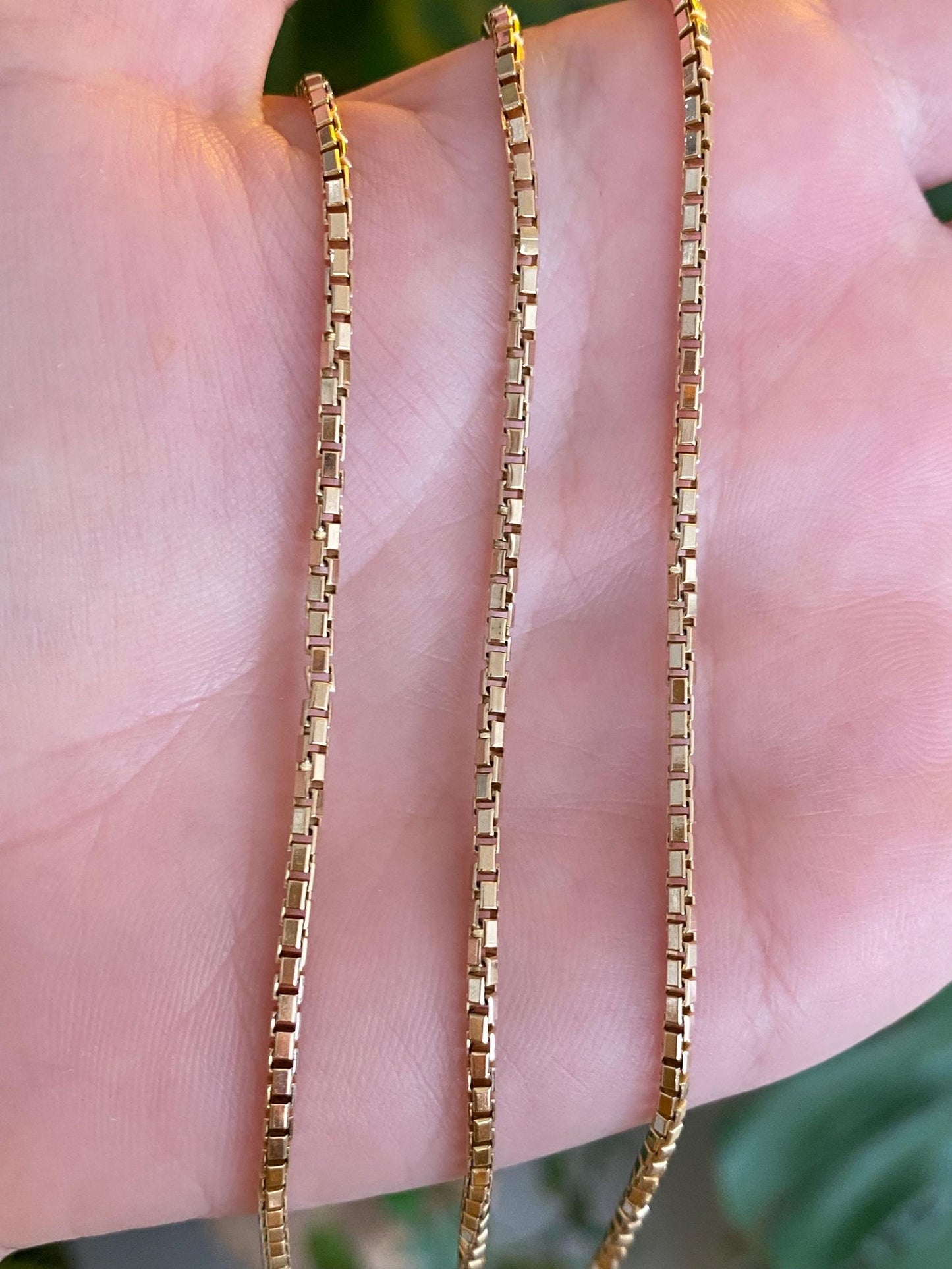 Vintage Solid 10k Yellow Gold Long Chunky Box Chain Necklace - 26.75 inches