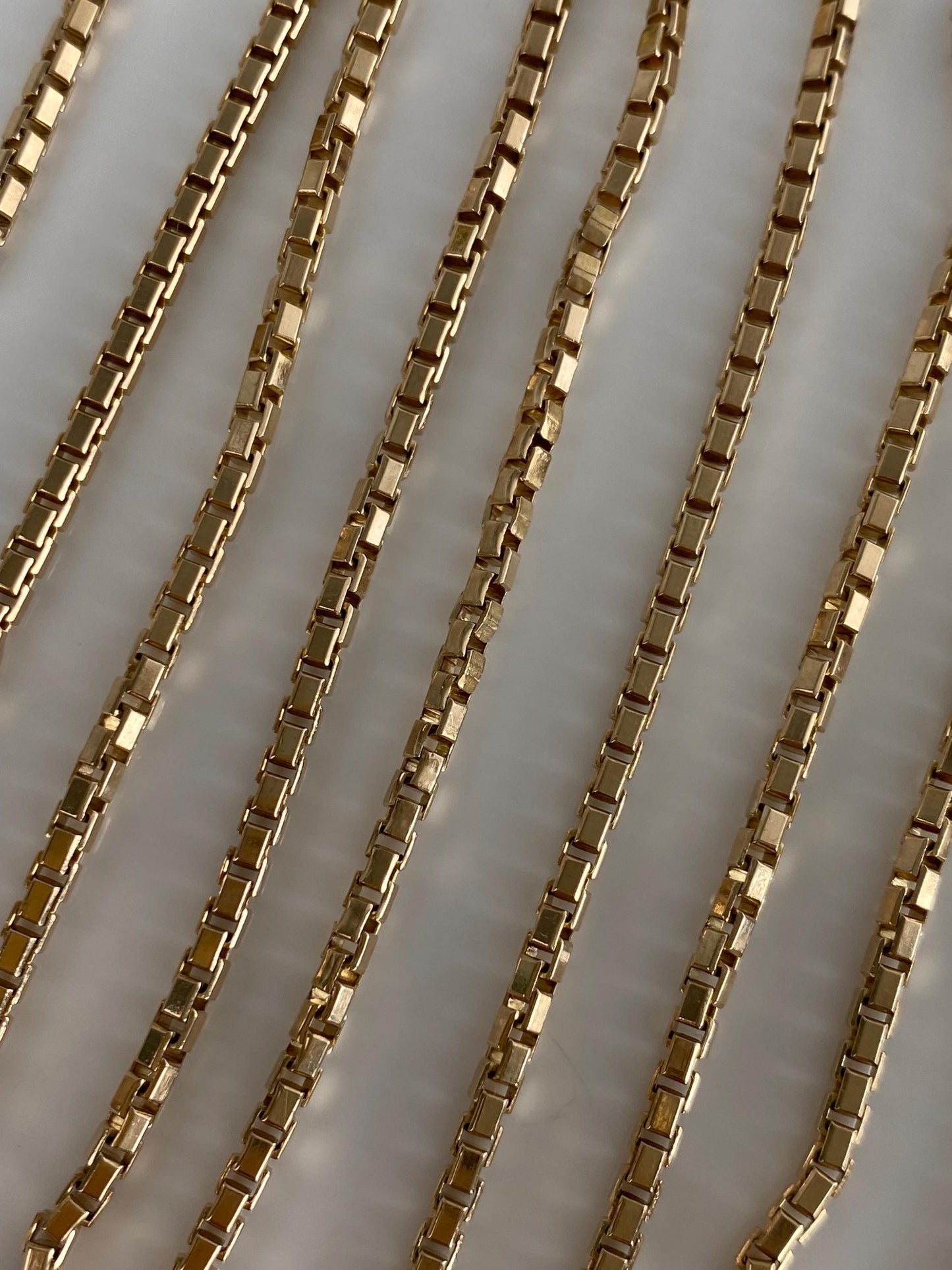 Vintage Solid 10k Yellow Gold Long Chunky Box Chain Necklace - 26.75 inches