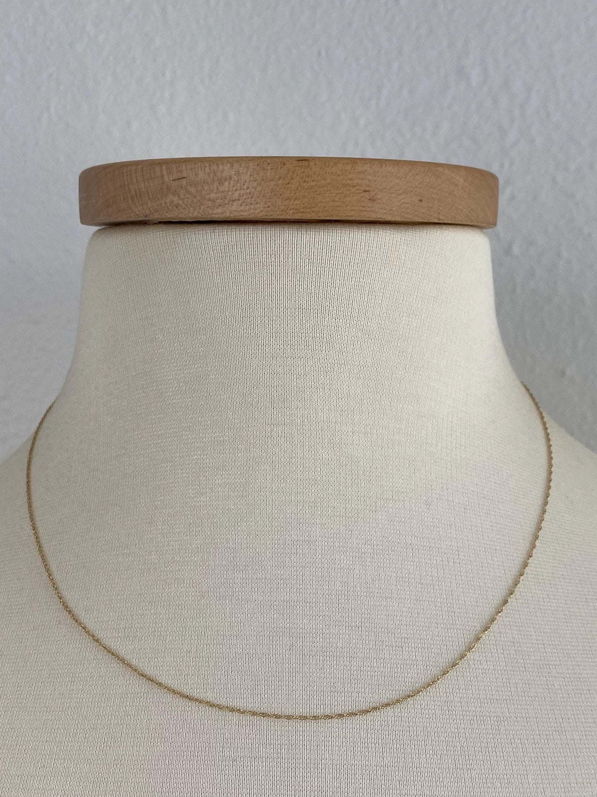 Vintage Solid 10k Yellow Gold Dainty Chain Necklace - 18.25 inches