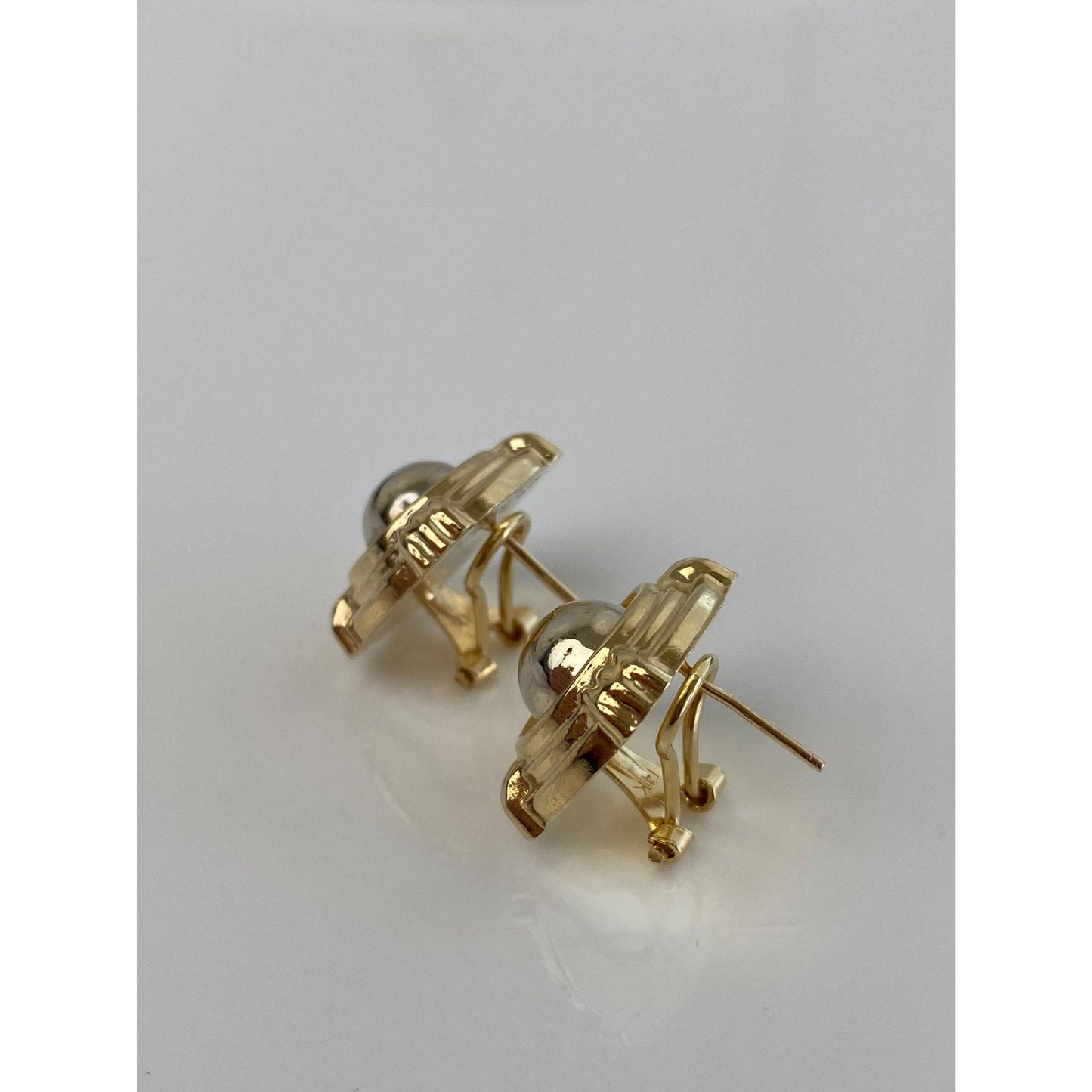 Vintage 14k White & Yellow Gold Medallion Style Domed Stud Earrings