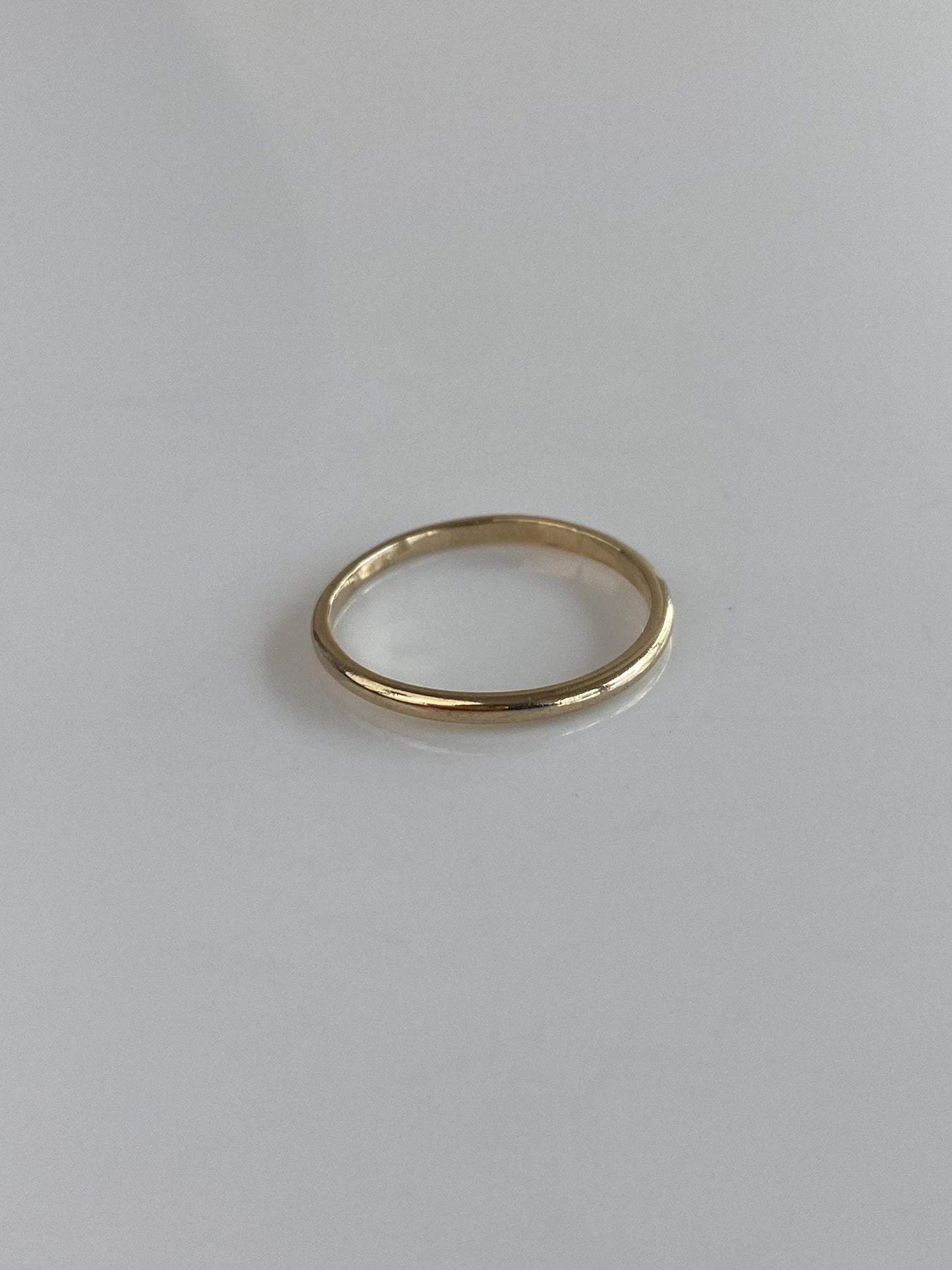 Vintage Solid 14k Yellow Gold Slim Ring Band - Size 5.5