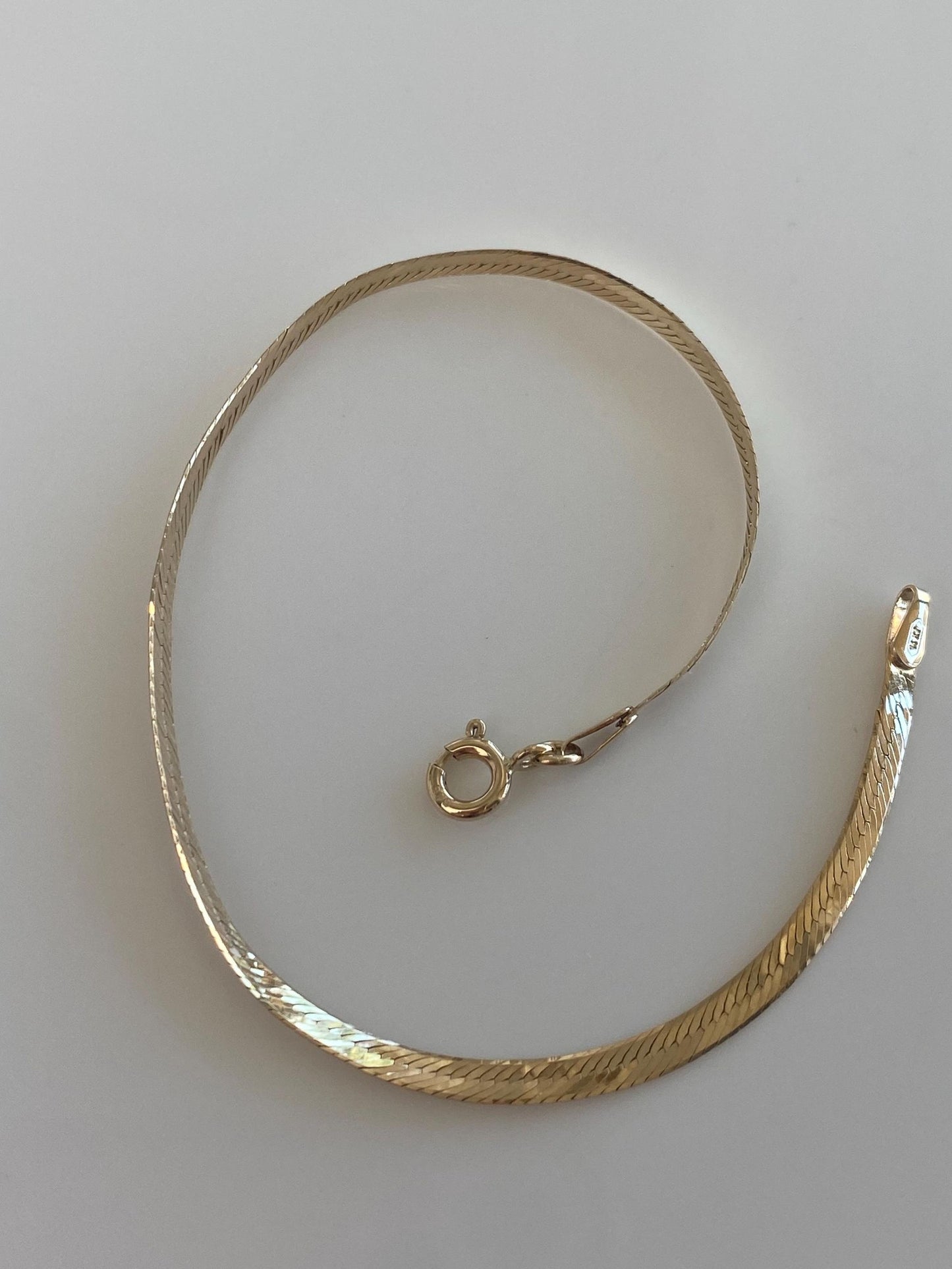 Vintage Solid 14k Yellow Gold Slim Herringbone Chain Bracelet - 7.25 inches