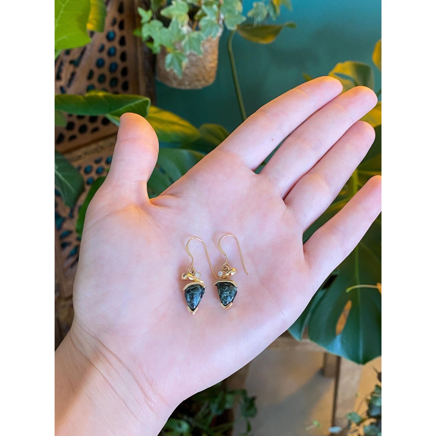 Vintage Solid 14k Yellow Gold Isle Royale Stone & Diamond Drop Earrings