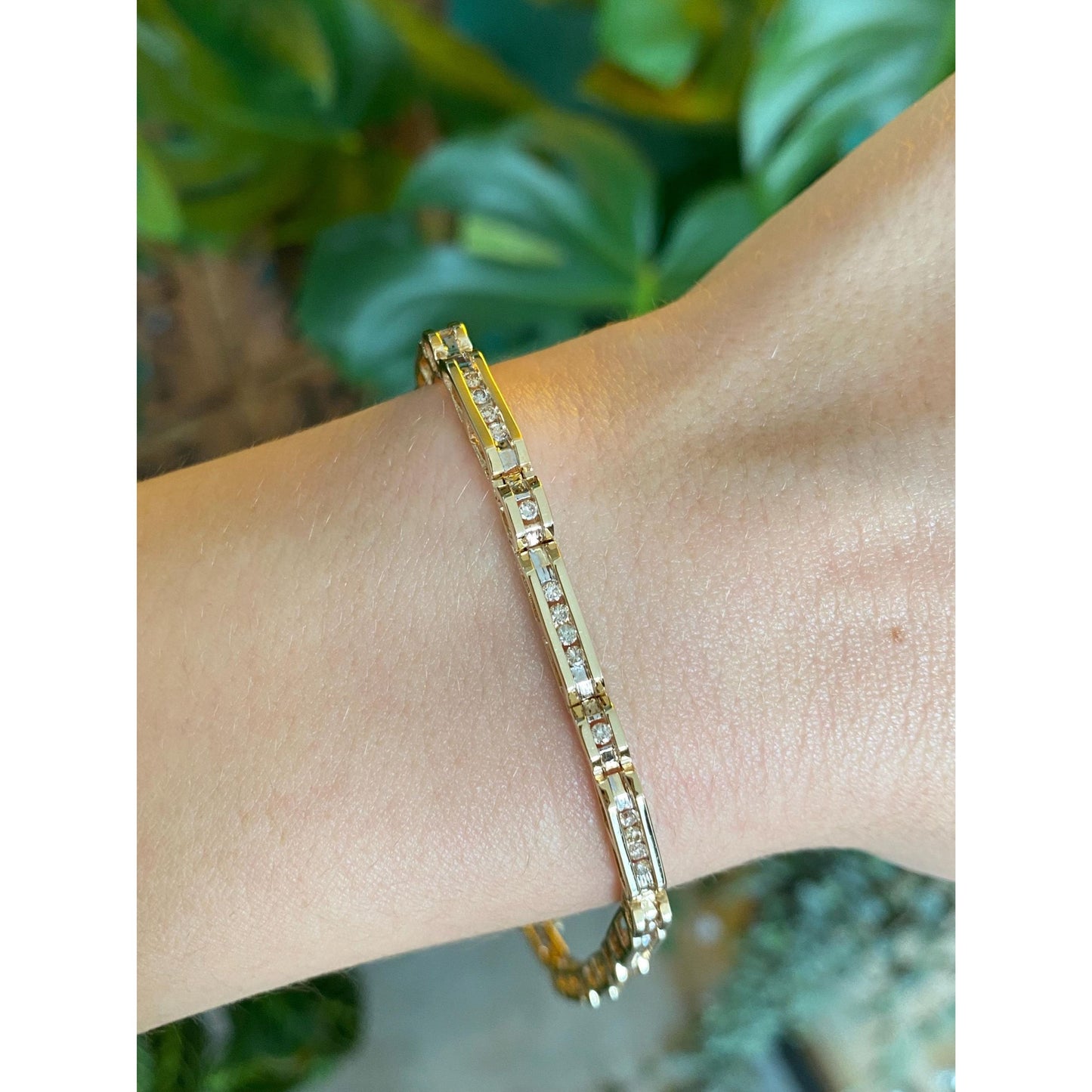 Solid 14k Yellow Gold Diamond Link Bracelet/Anklet - 9 inches