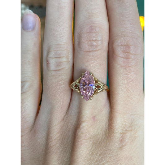 Vintage Solid 10k Yellow Gold Pink Cubic Zirconia Marquis Ring - Size 6.5