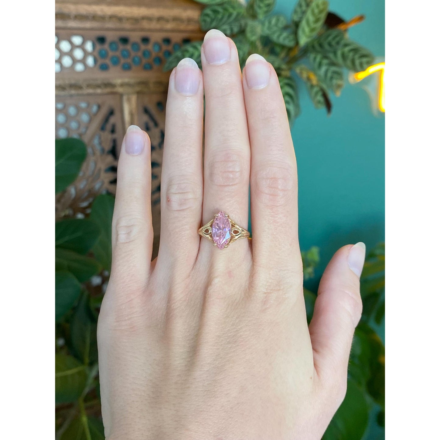 Vintage Solid 10k Yellow Gold Pink Cubic Zirconia Marquis Ring - Size 6.5