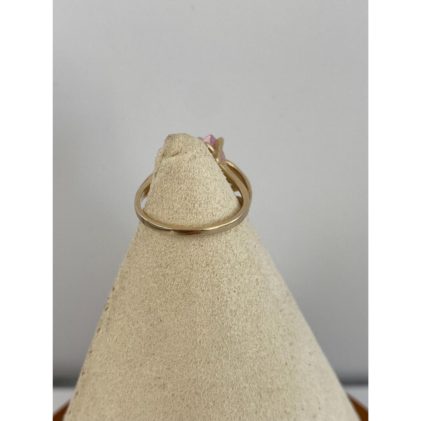 Vintage Solid 10k Yellow Gold Pink Cubic Zirconia Marquis Ring - Size 6.5