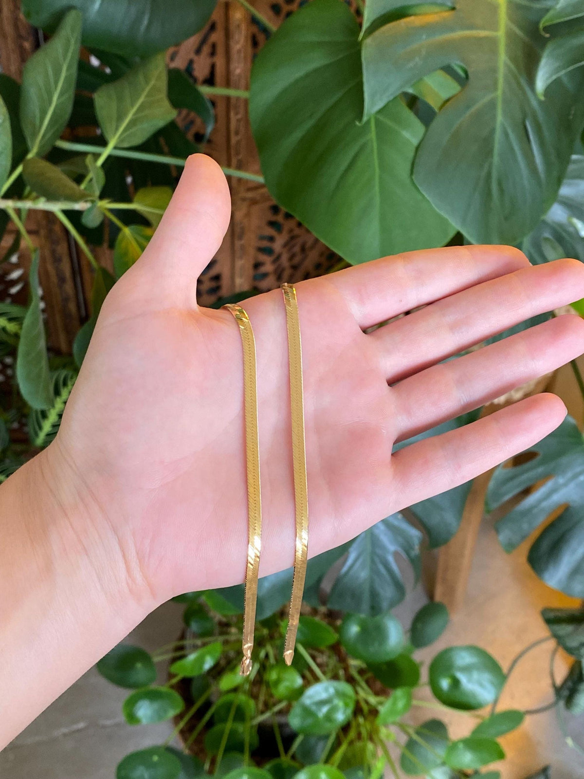Vintage Solid 14k Yellow Gold Herringbone Chain Necklace - 18 inches