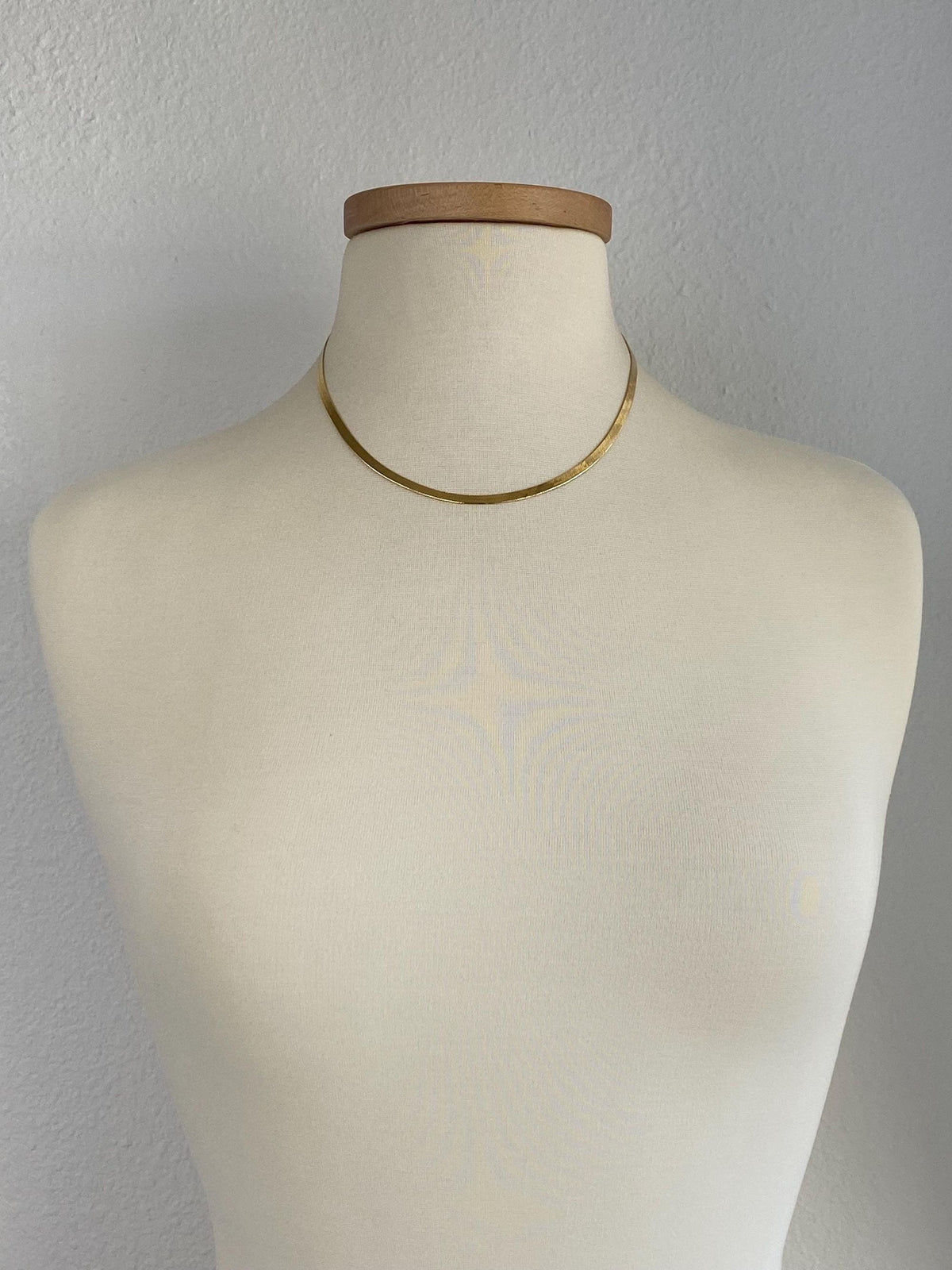Vintage Solid 14k Yellow Gold Herringbone Chain Necklace - 18 inches
