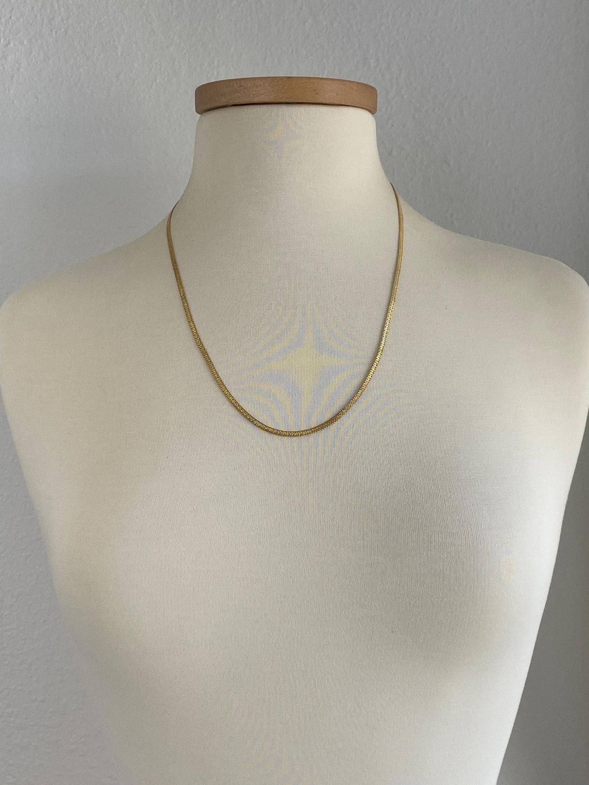 Vintage Solid 18k Yellow Gold Fancy Woven Flat Chain Necklace - 23.75 inches