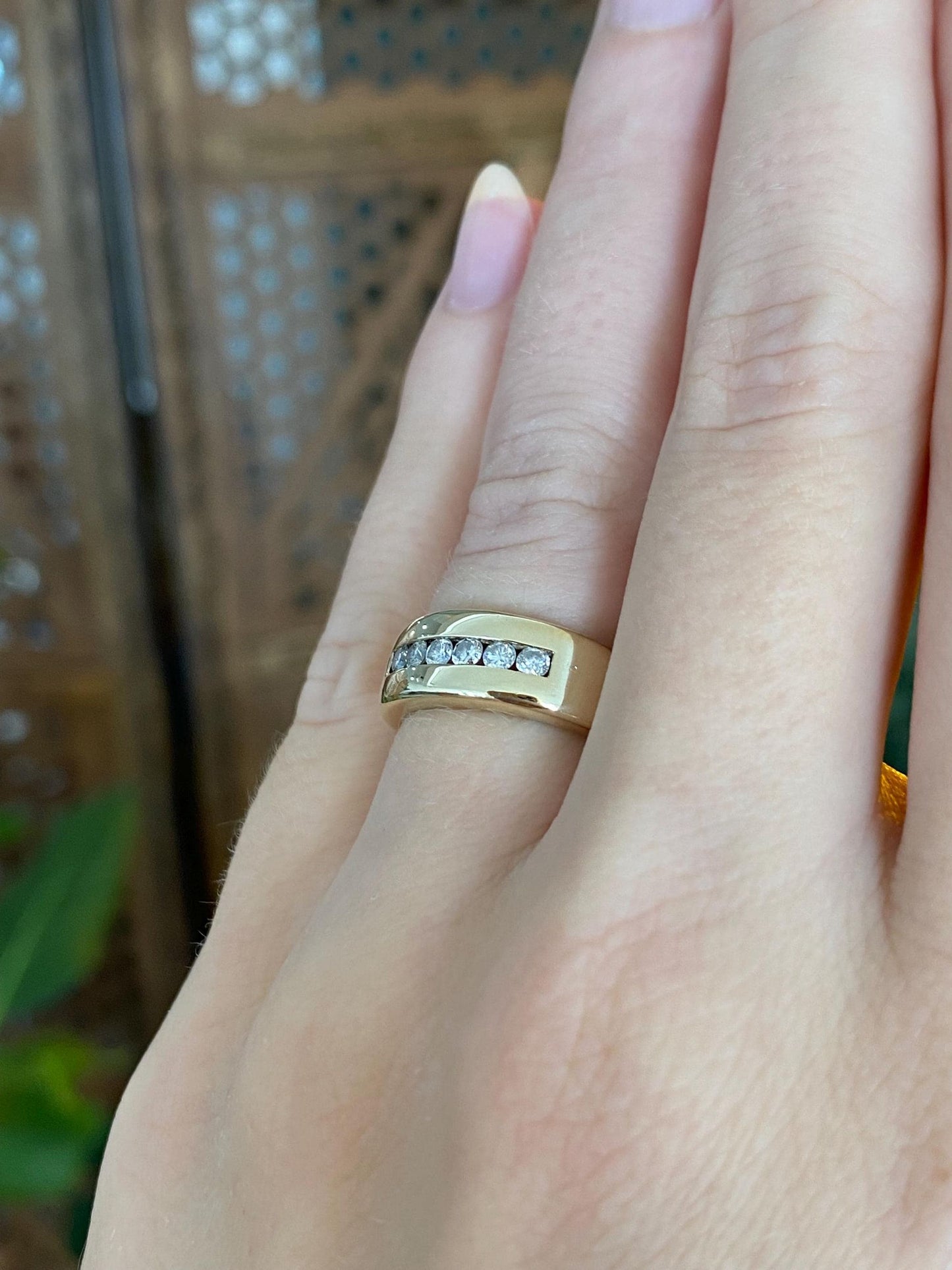 Vintage Solid 10k Yellow Gold Diamond Ring Band - Size 4.5