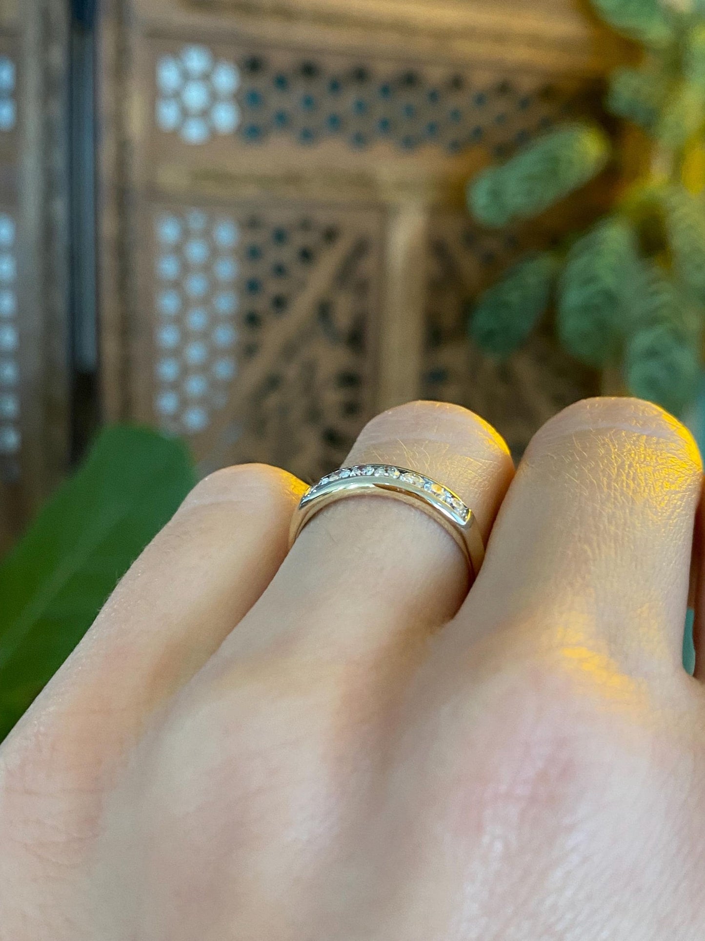 Vintage Solid 14k White & Yellow Gold Clear Sapphire Ring Band - Size 5.5