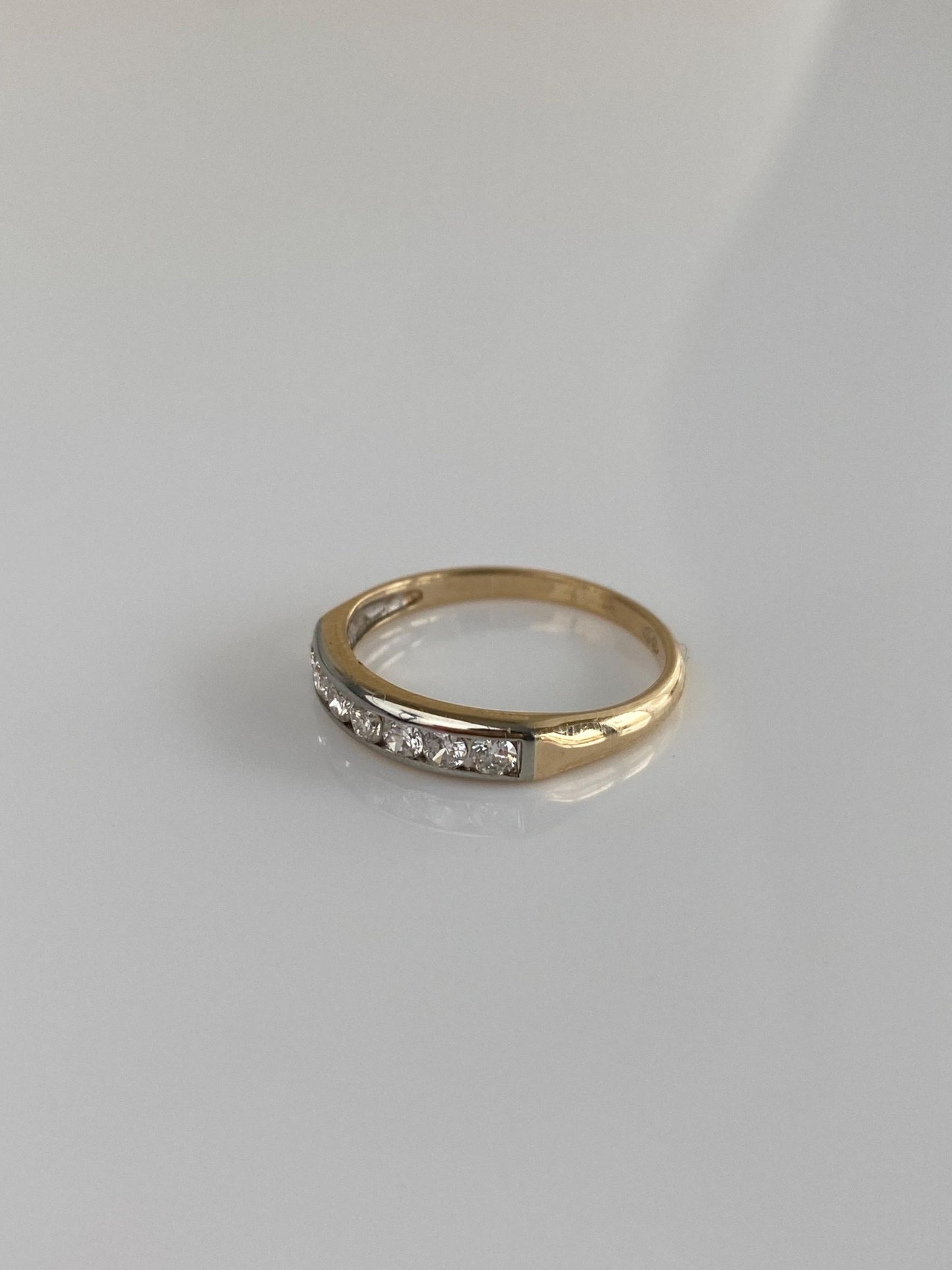 Vintage Solid 14k White & Yellow Gold Clear Sapphire Ring Band - Size 5.5