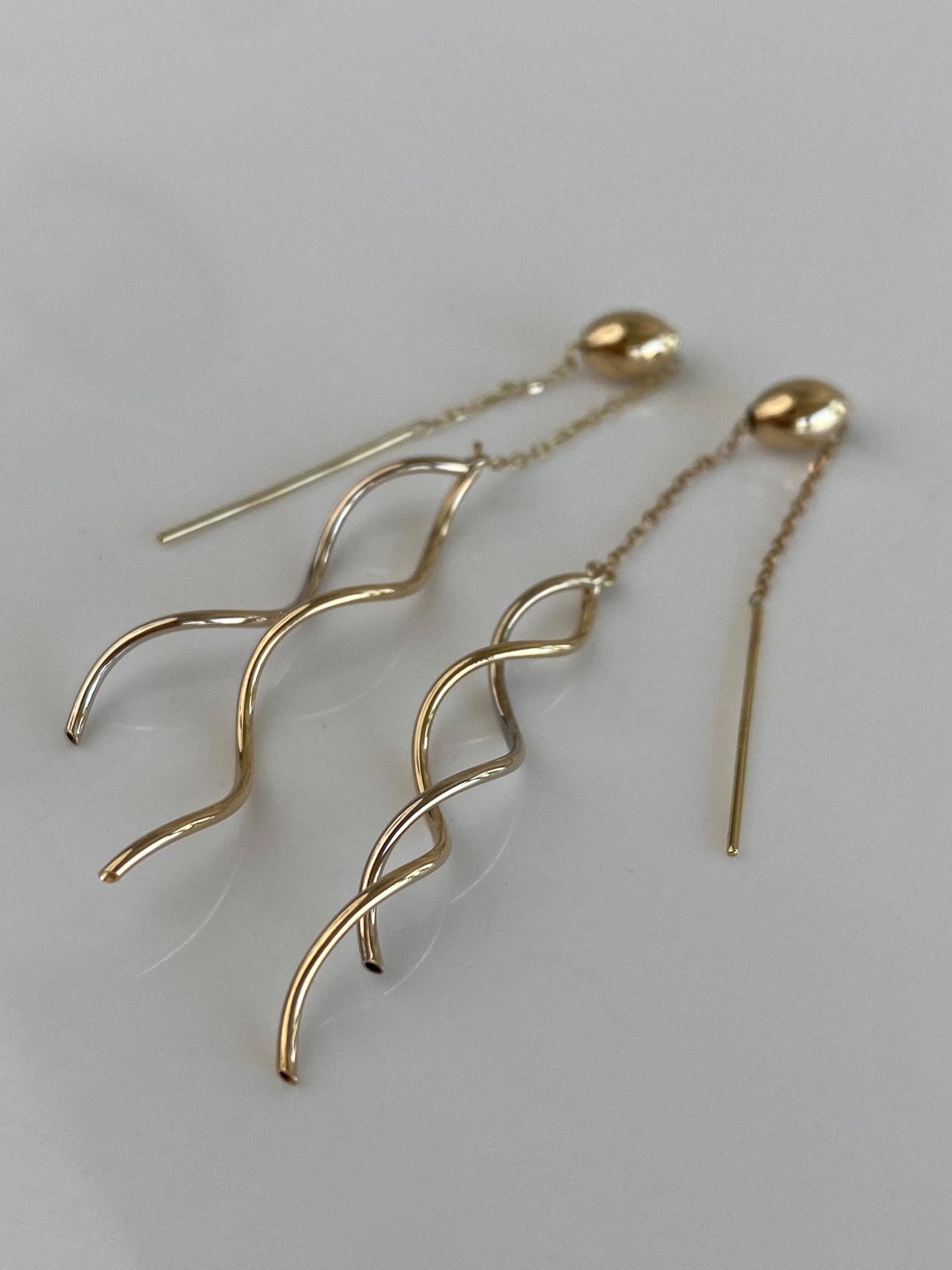Vintage 14k Yellow Gold Spirals Oval Ball Dainty Cable Chain Threader Earrings