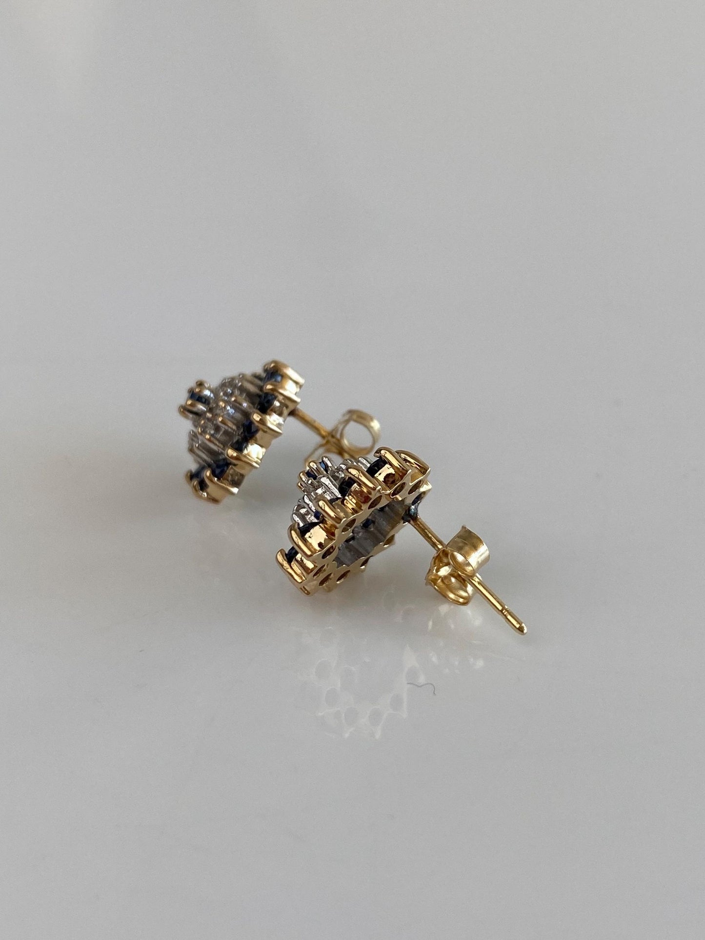 Vintage Solid 14k Yellow Gold Blue Sapphire Diamond Stud Earrings