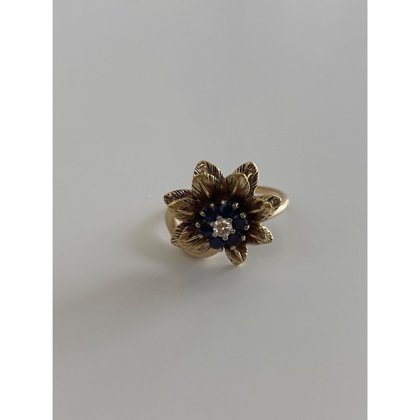 Vintage Solid 14k Yellow Gold Clear Sapphire Blue Spinel Flower Ring - Size 6