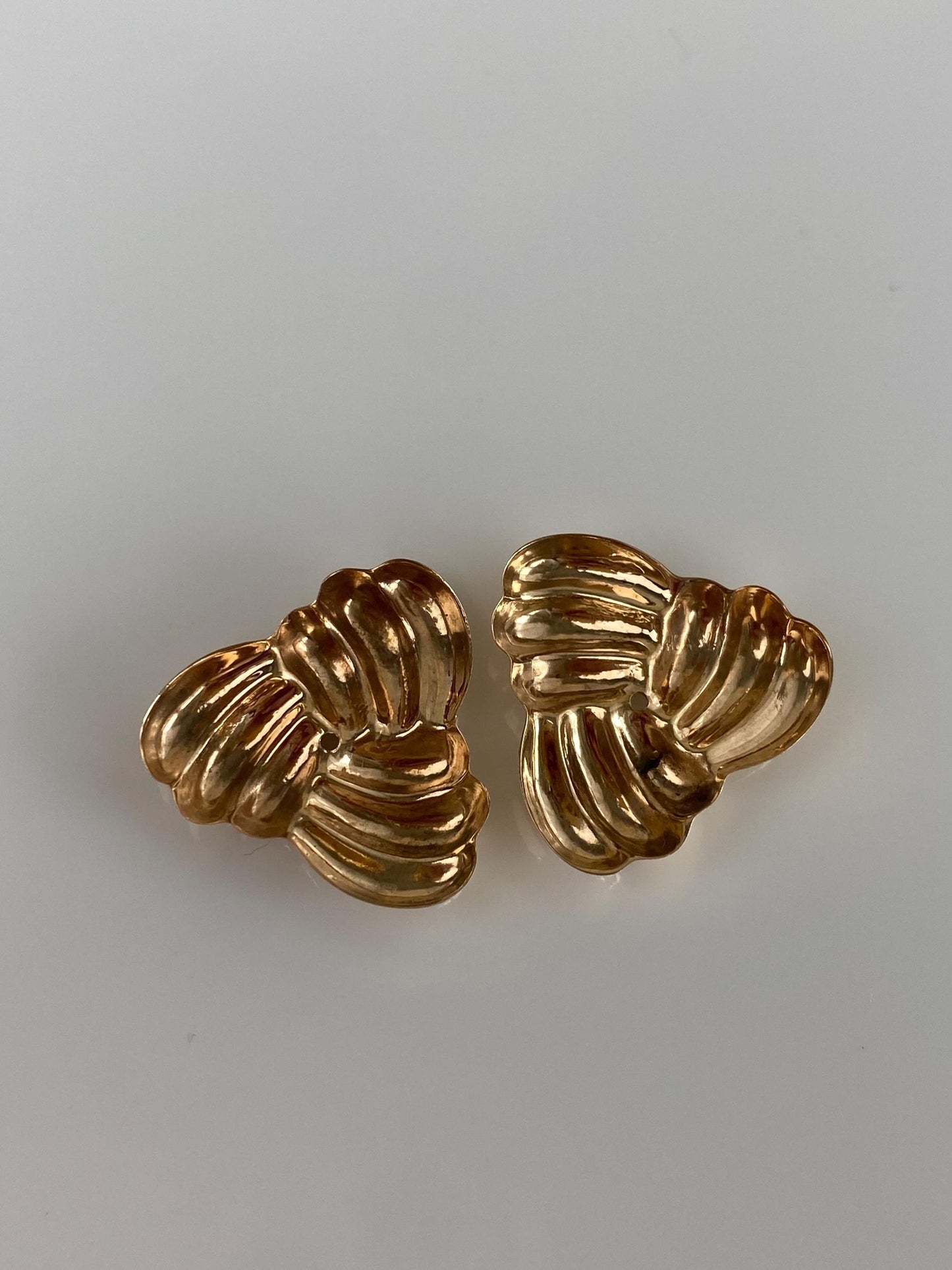 Vintage Solid 14k Yellow Gold Knot Design Earring Jackets