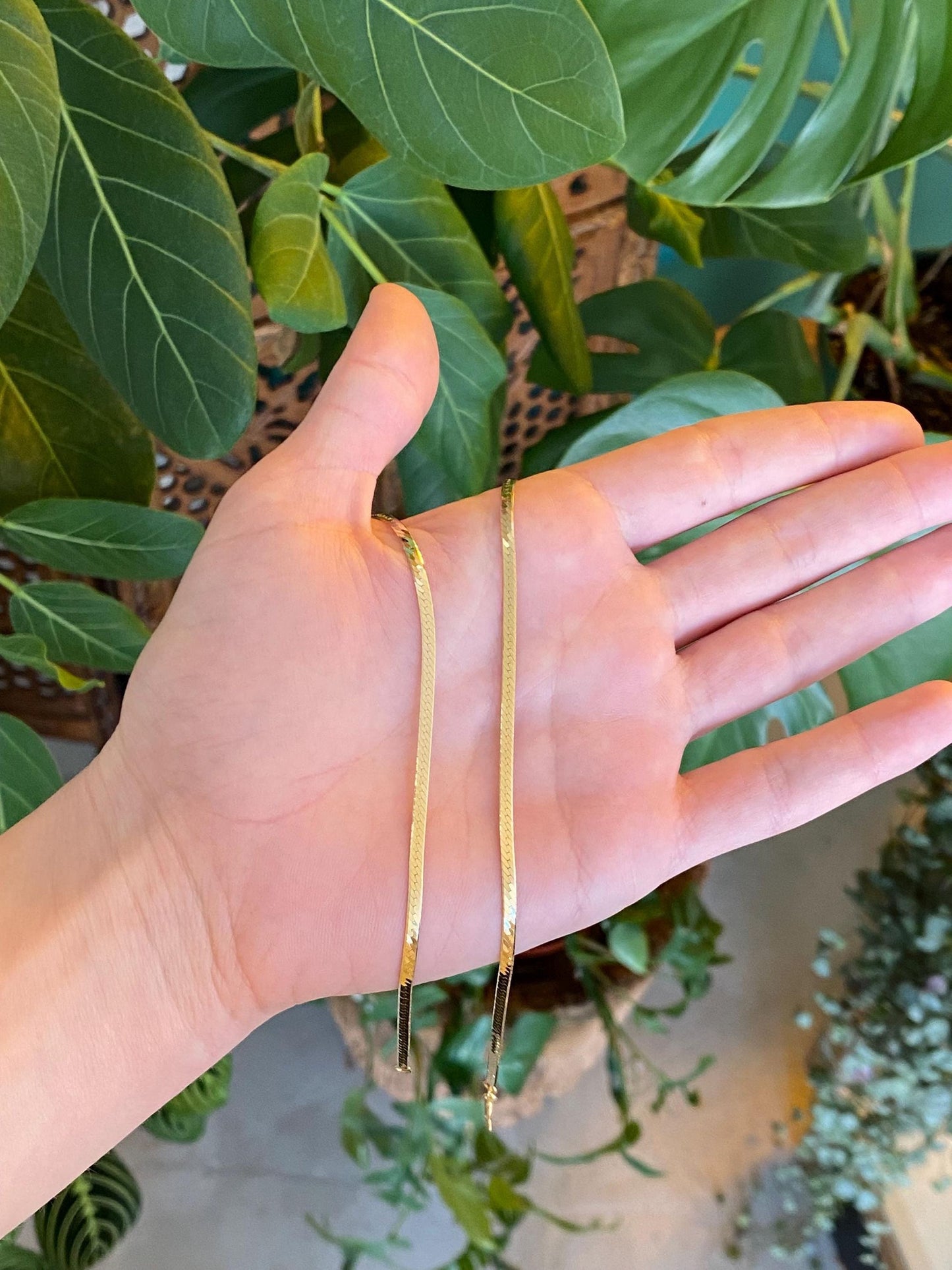 Vintage Solid 14k Yellow Gold Slim Herringbone Chain Necklace - 16 inches