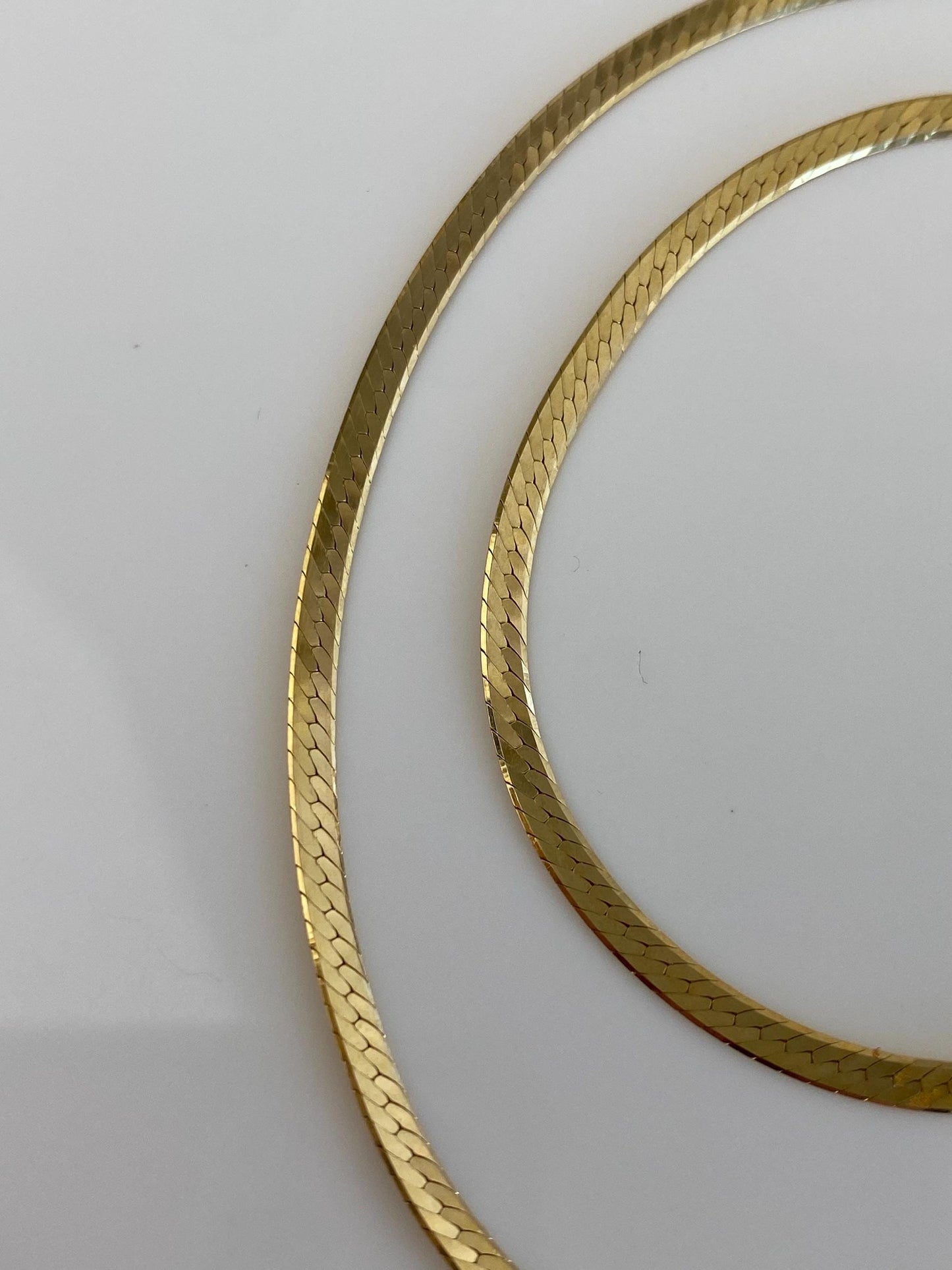 Vintage Solid 14k Yellow Gold Slim Herringbone Chain Necklace - 16 inches