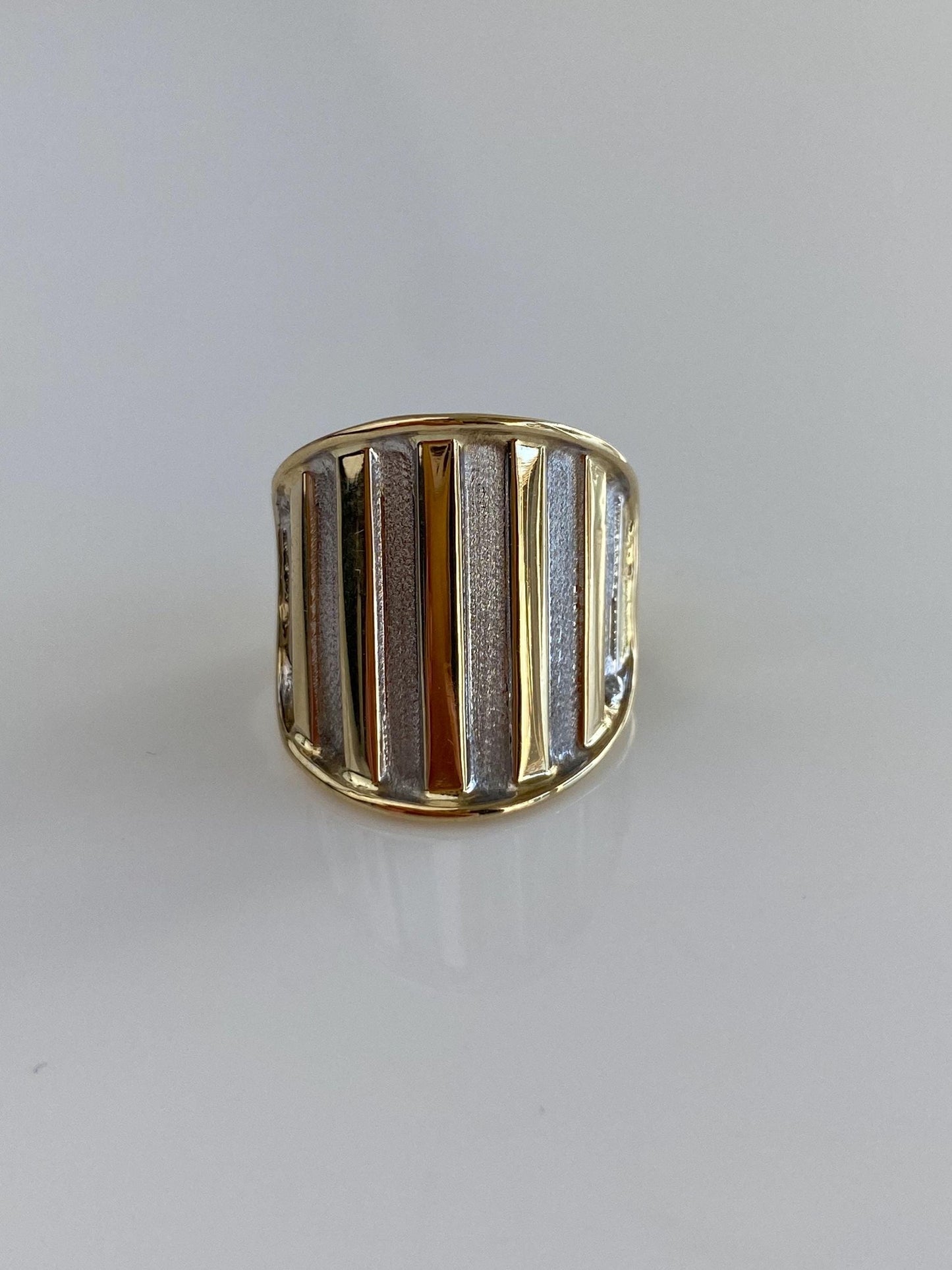 Vintage Solid 14k White & Yellow Gold Lined Open Saddle Ring - Size 5.75