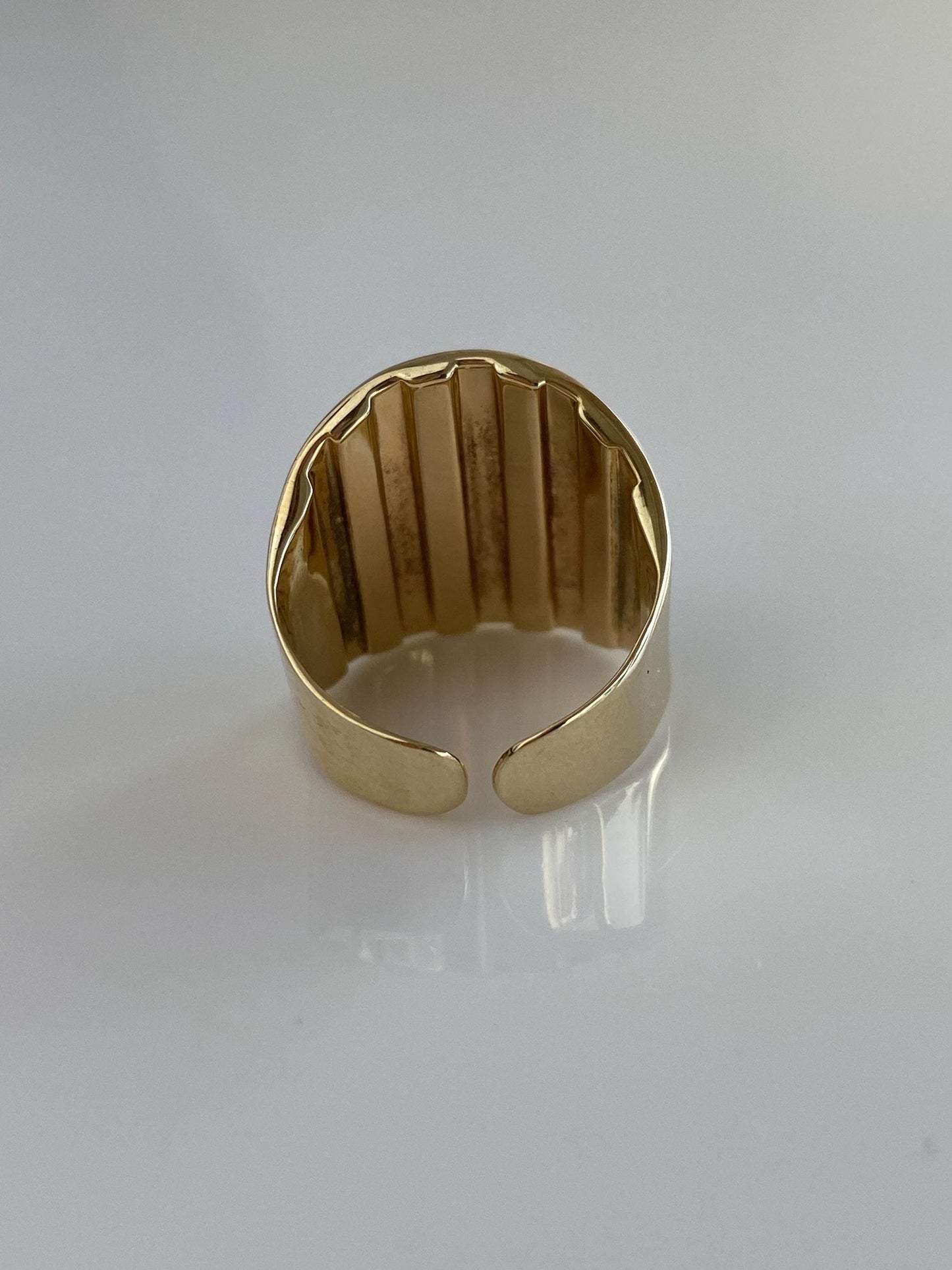 Vintage Solid 14k White & Yellow Gold Lined Open Saddle Ring - Size 5.75
