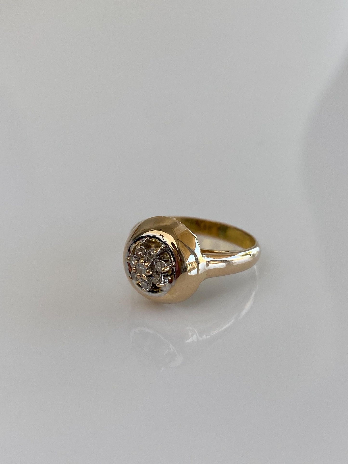 Vintage Solid 14k Yellow Gold Diamond Flower Ring - Size 6.25