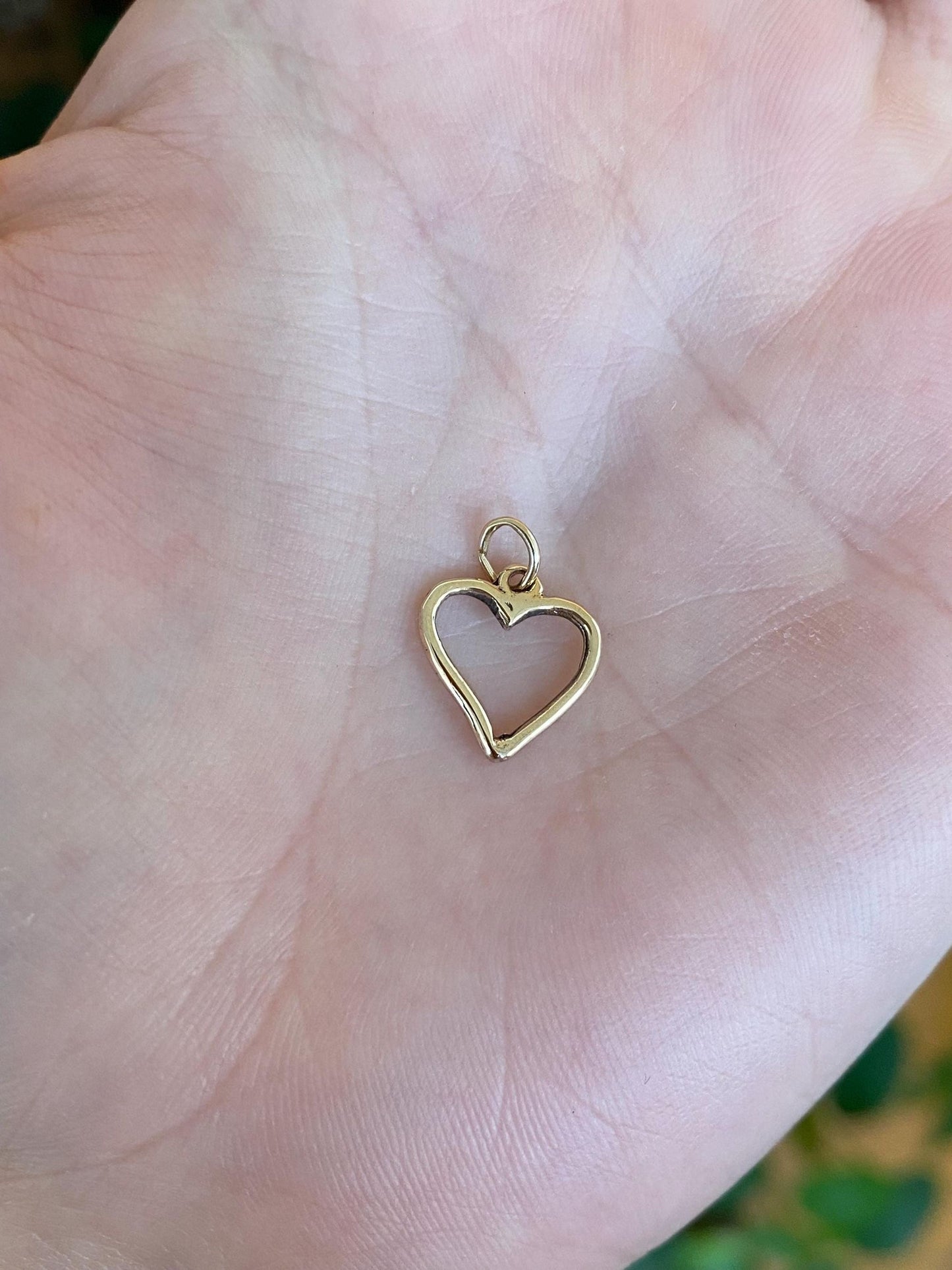 Vintage 9k Yellow Gold Open Heart Charm