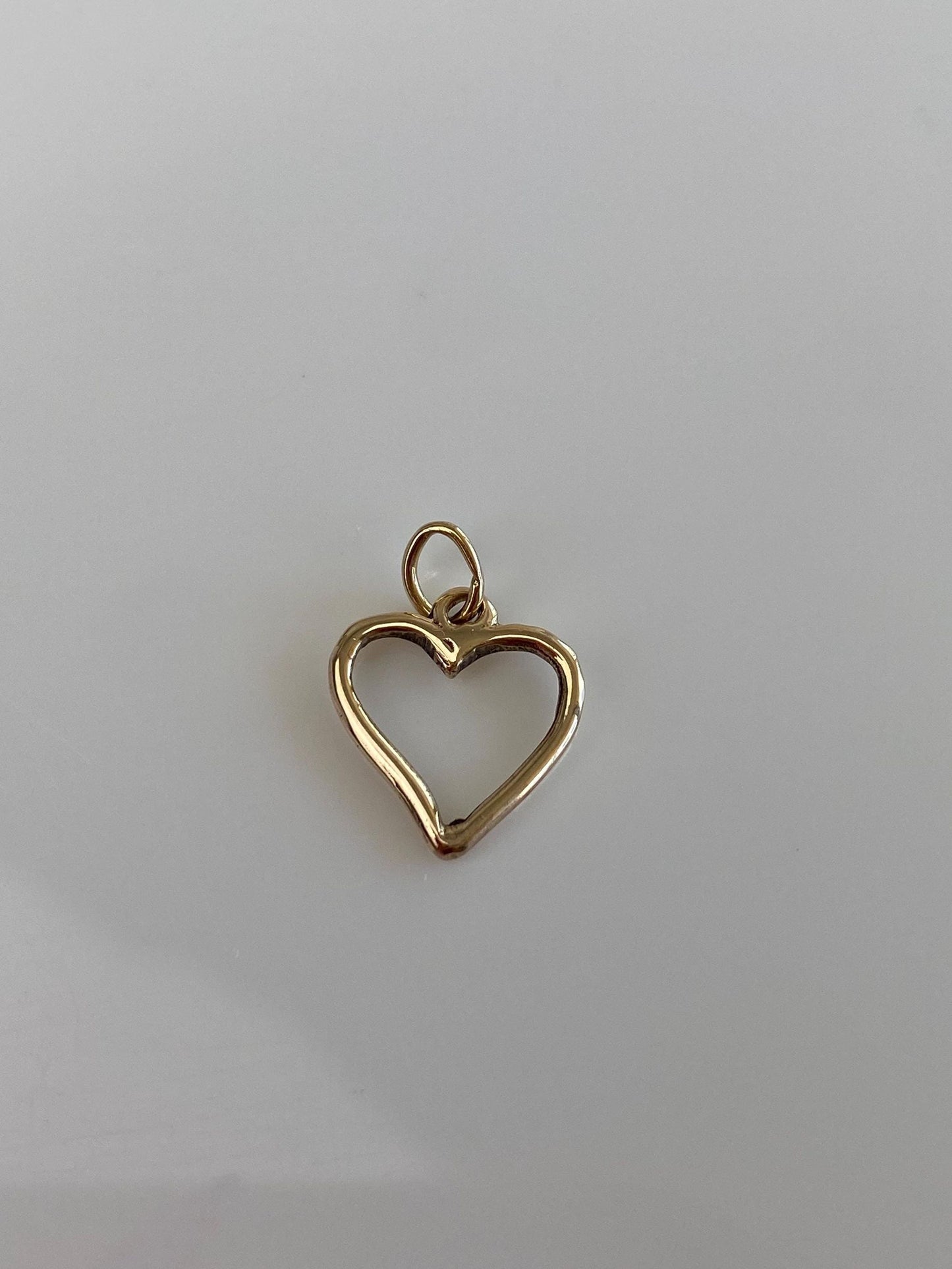 Vintage 9k Yellow Gold Open Heart Charm