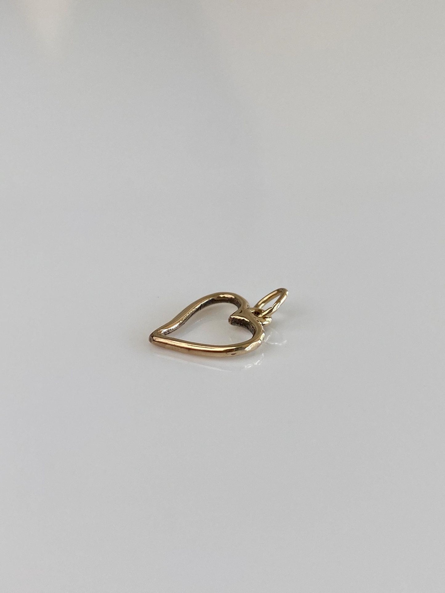 Vintage 9k Yellow Gold Open Heart Charm
